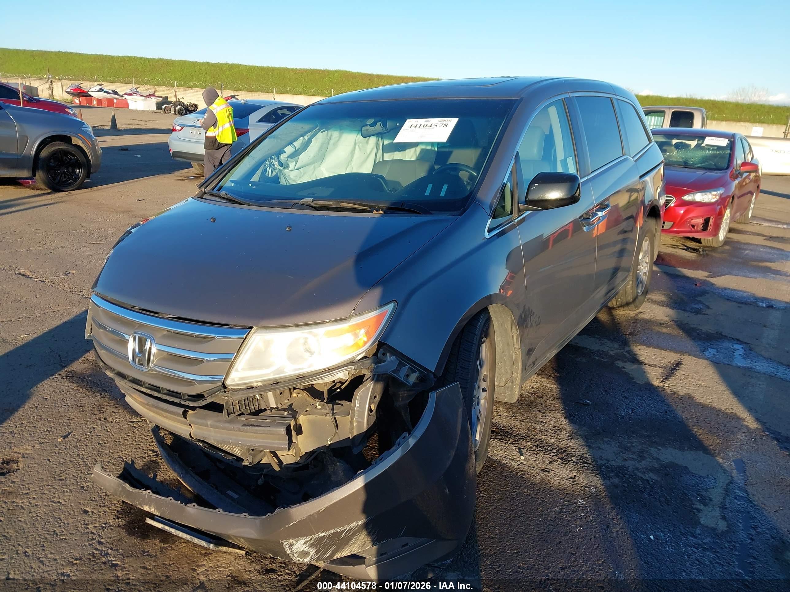 HONDA ODYSSEY image 2