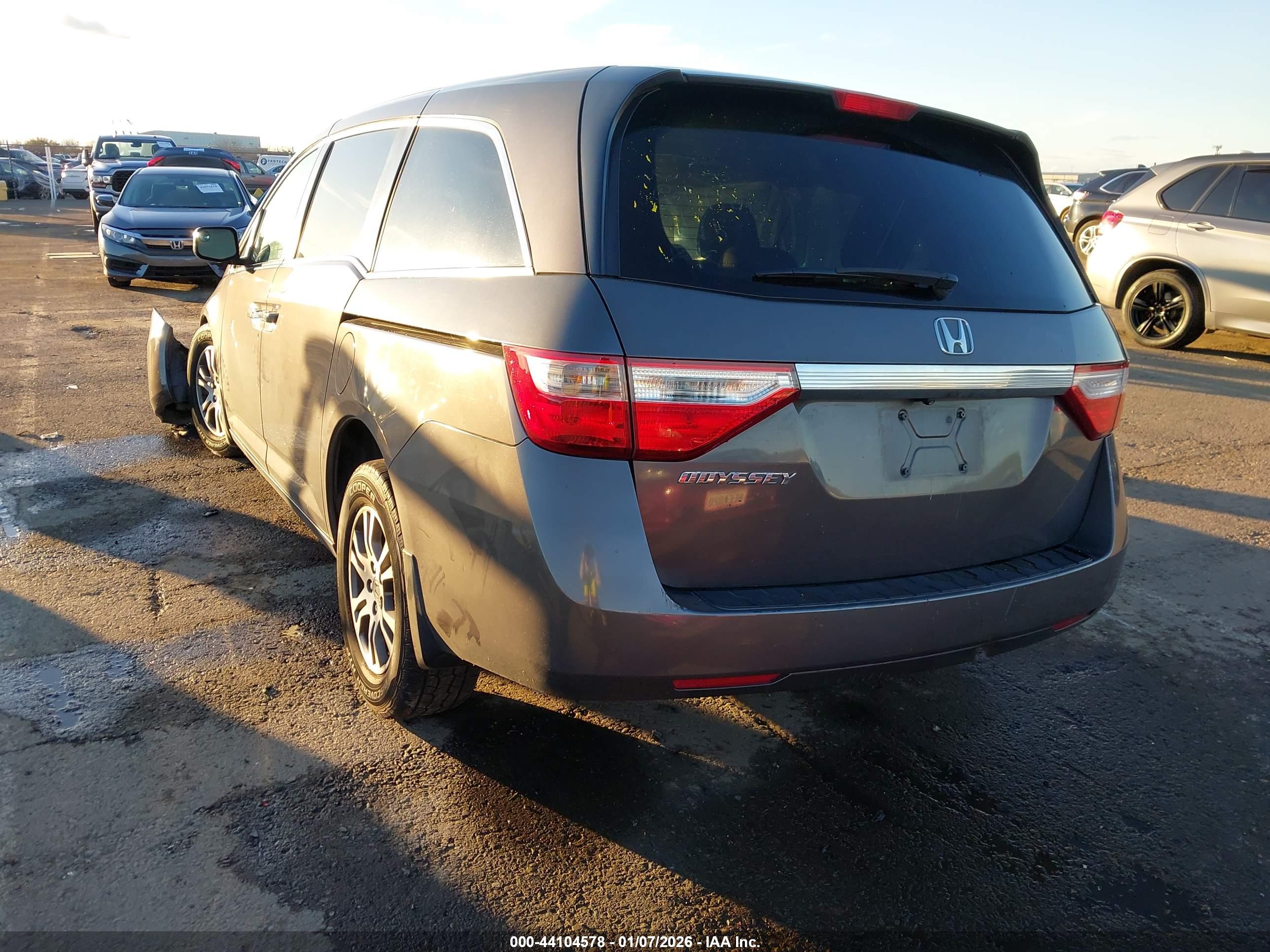 HONDA ODYSSEY image 3