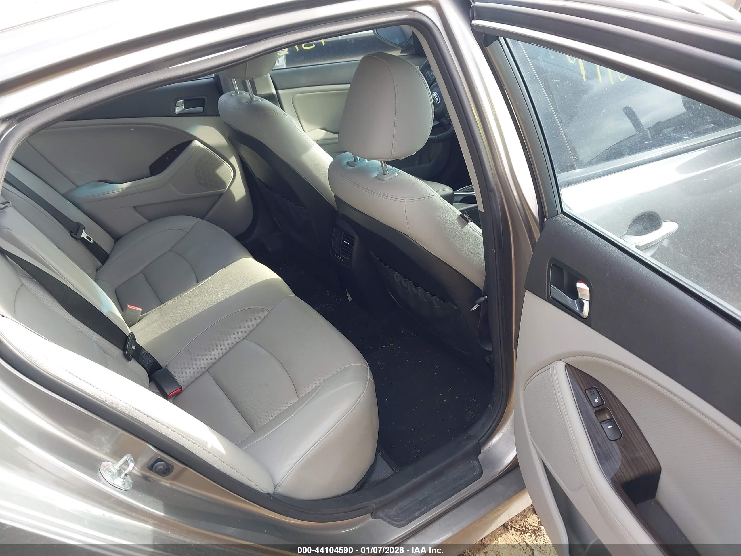 KIA OPTIMA image 8