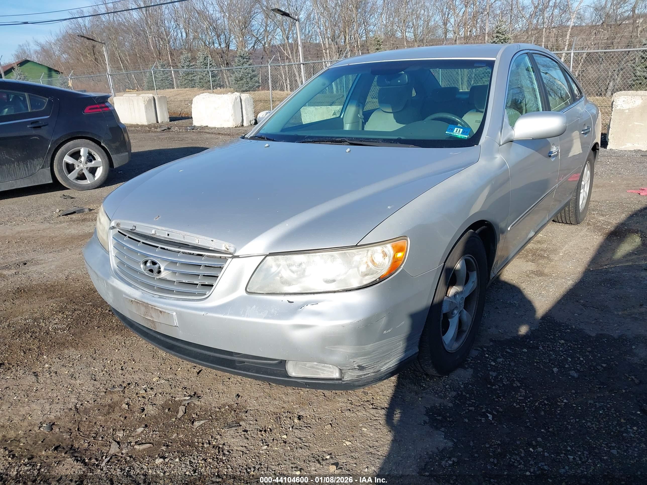 HYUNDAI AZERA image 6