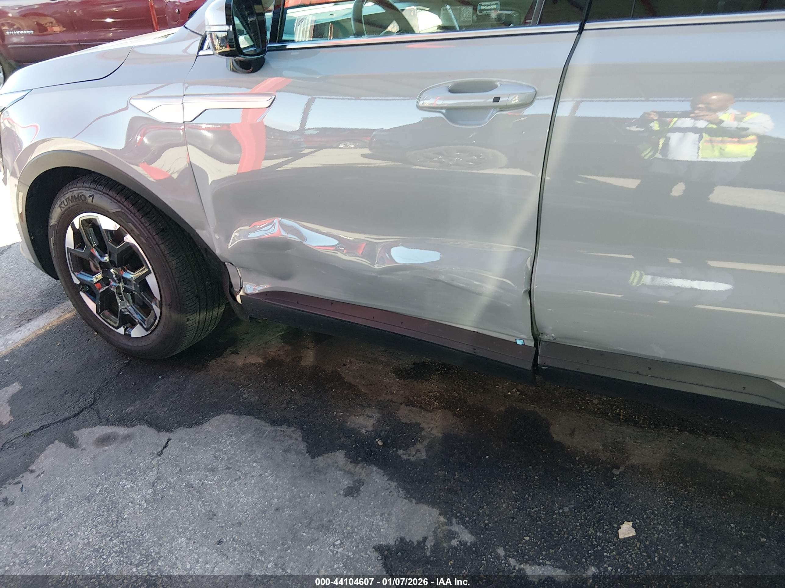 KIA SORENTO image 6