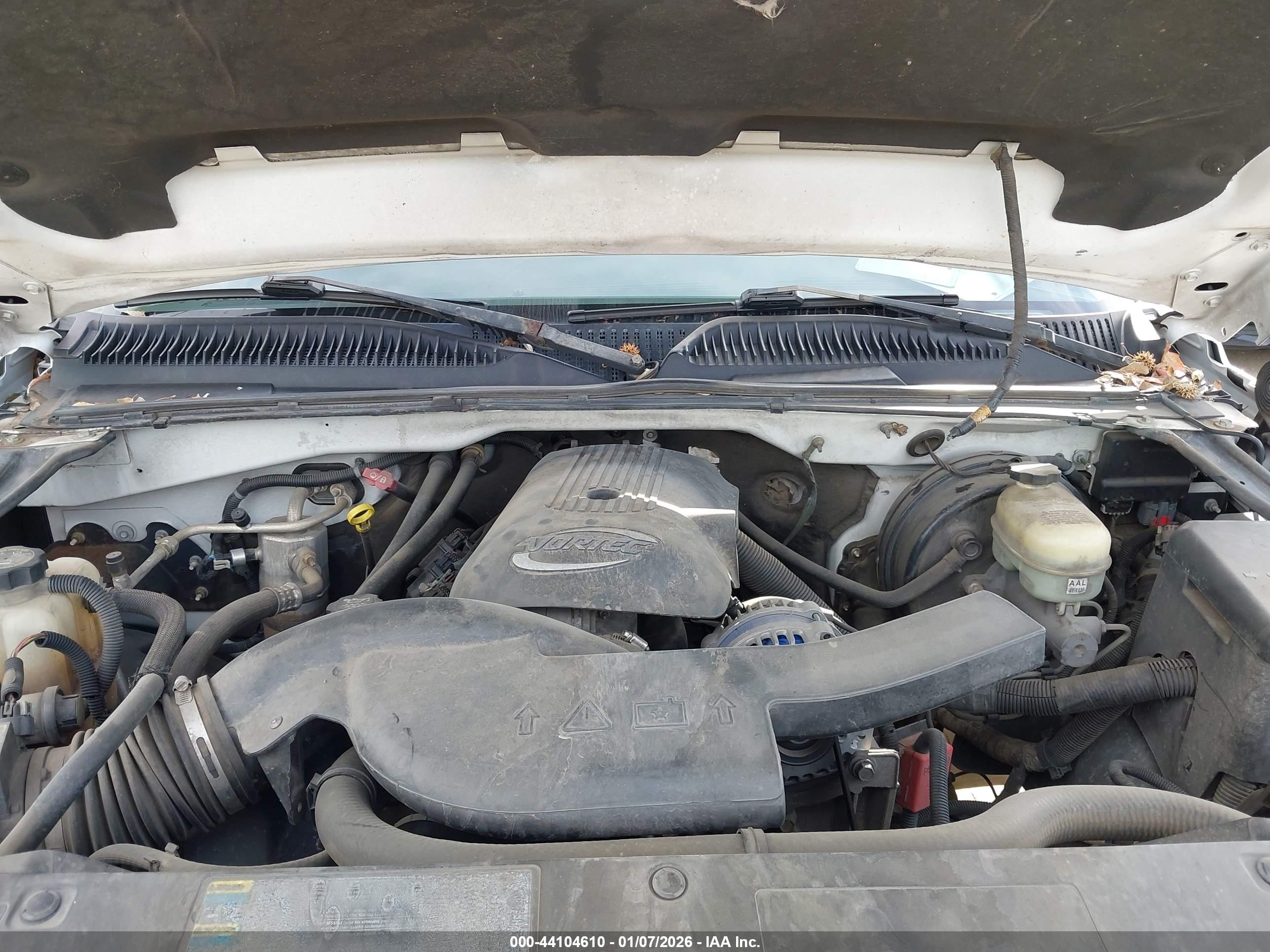 CHEVROLET SILVERADO image 10