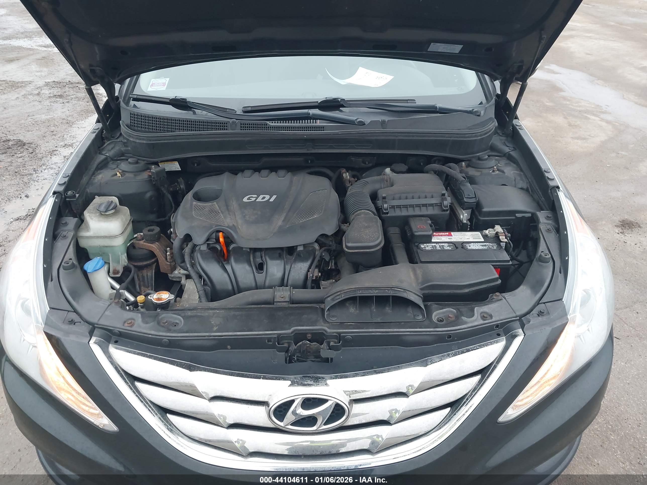 HYUNDAI SONATA image 10