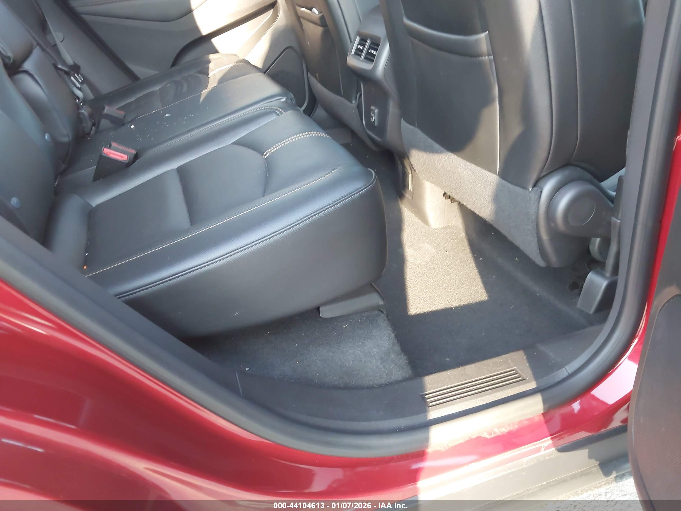 CHEVROLET EQUINOX image 8