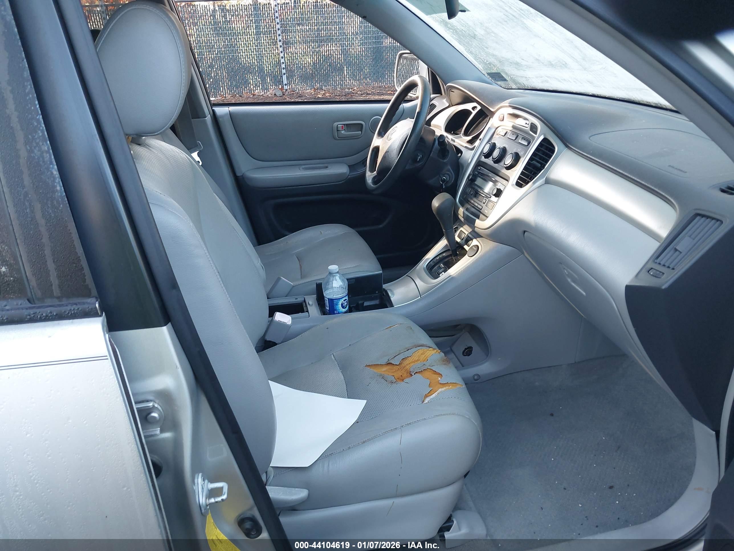 TOYOTA HIGHLANDER image 5