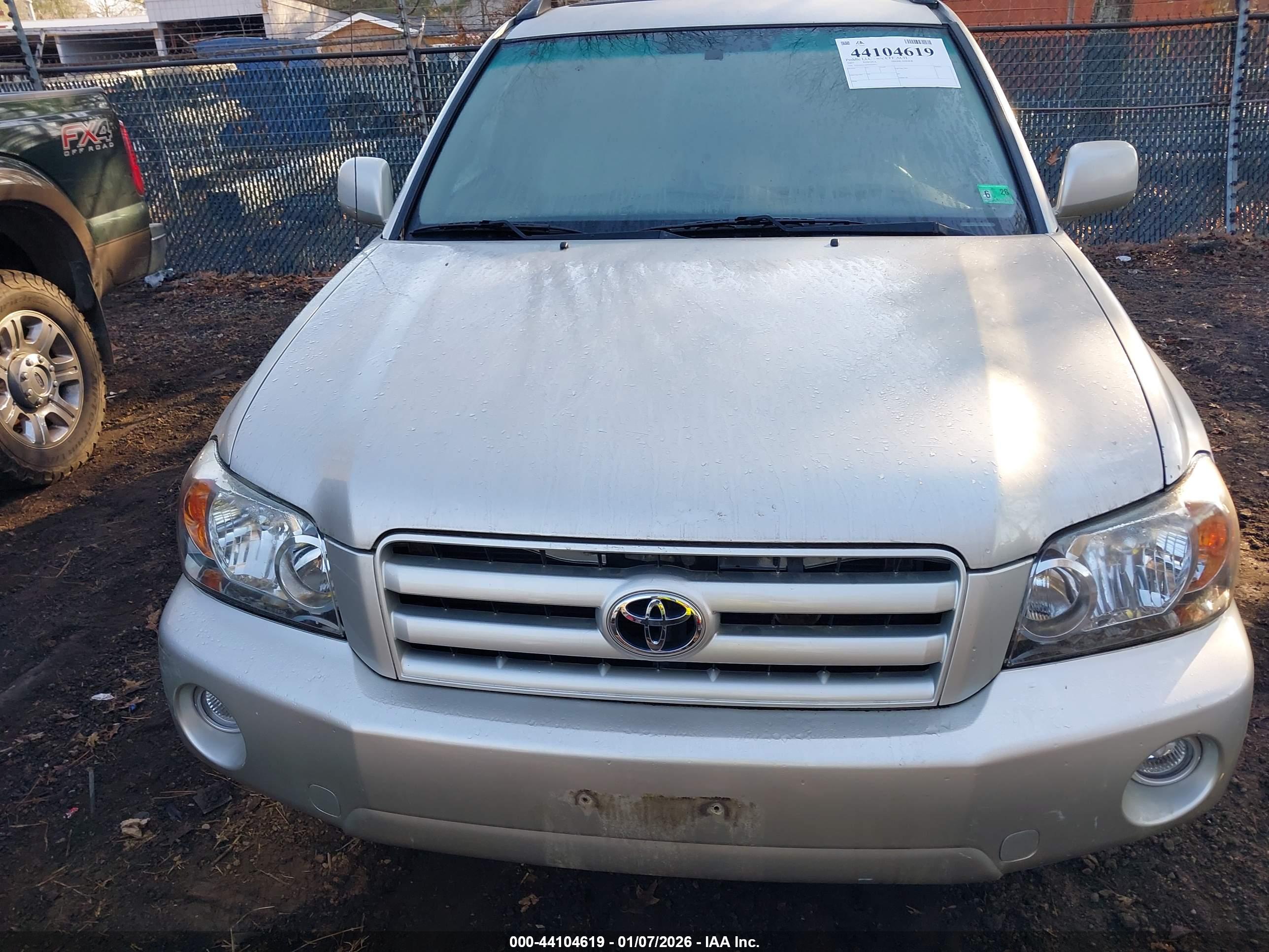 TOYOTA HIGHLANDER image 6