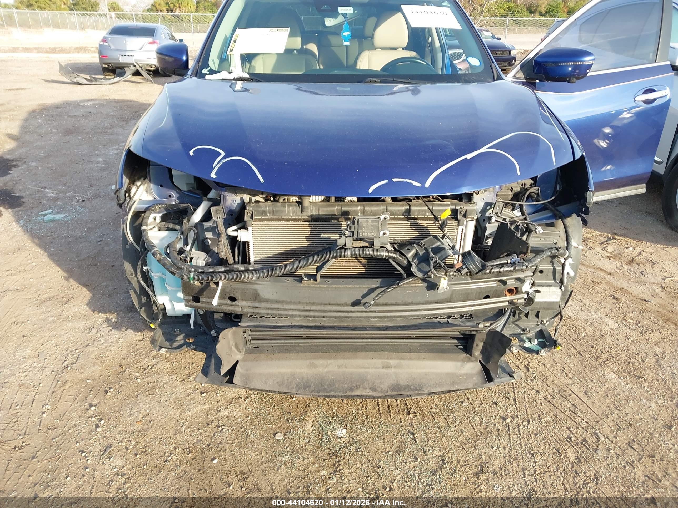 NISSAN ROGUE image 6