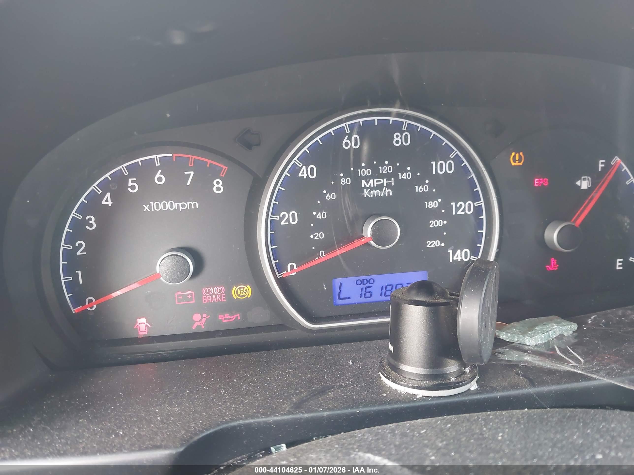 HYUNDAI ELANTRA image 7