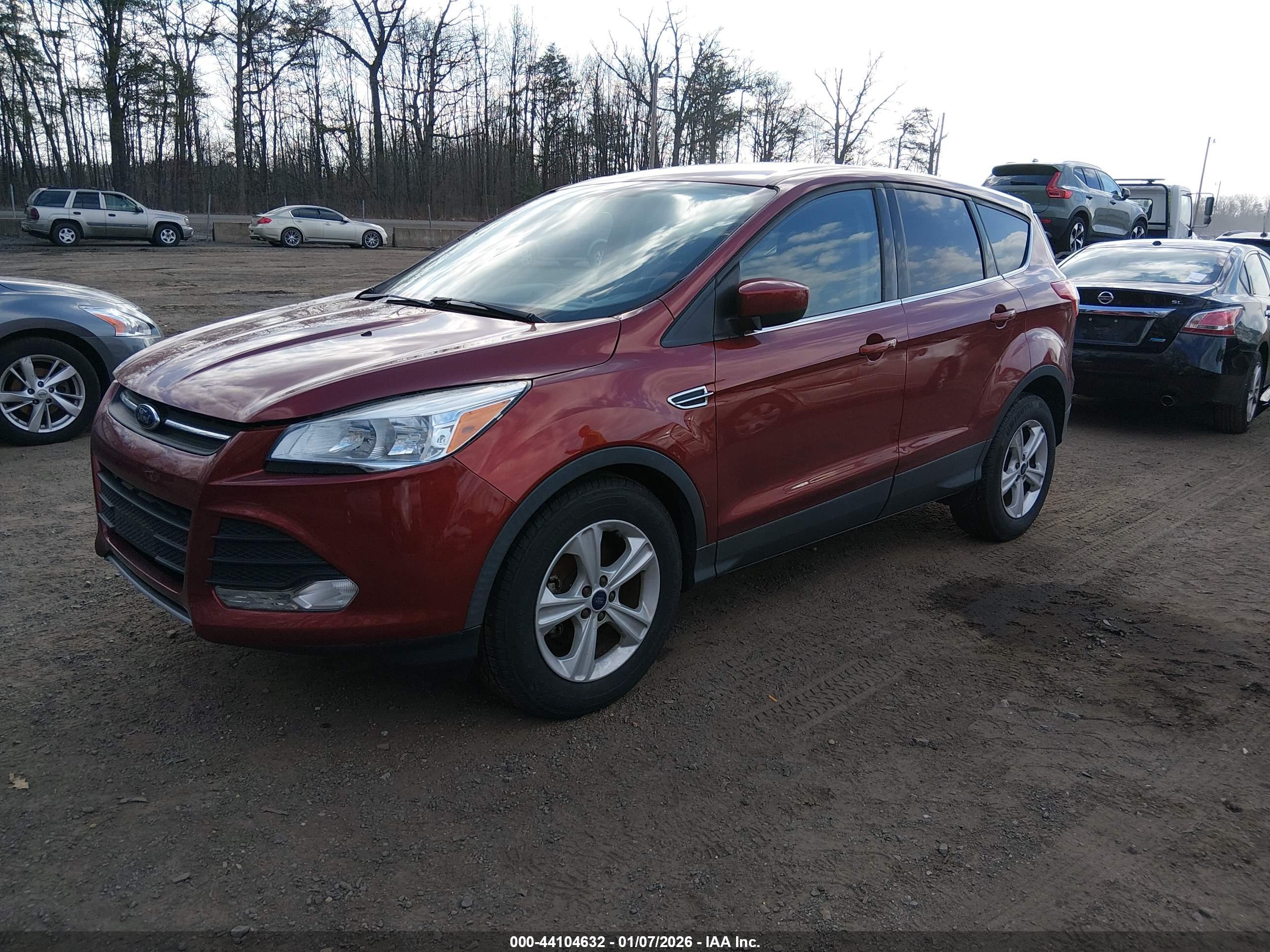 FORD ESCAPE image 2
