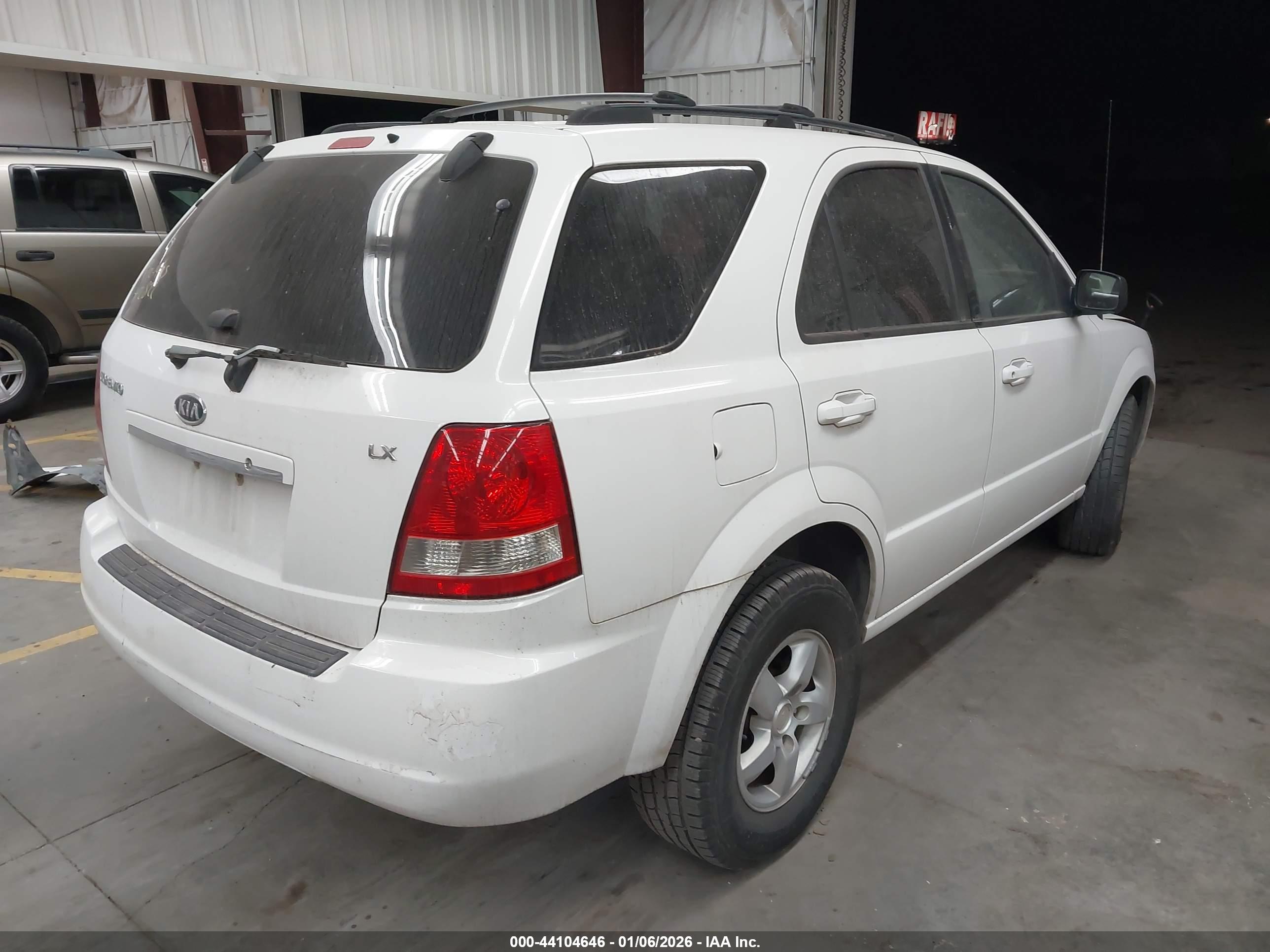 KIA SORENTO image 4