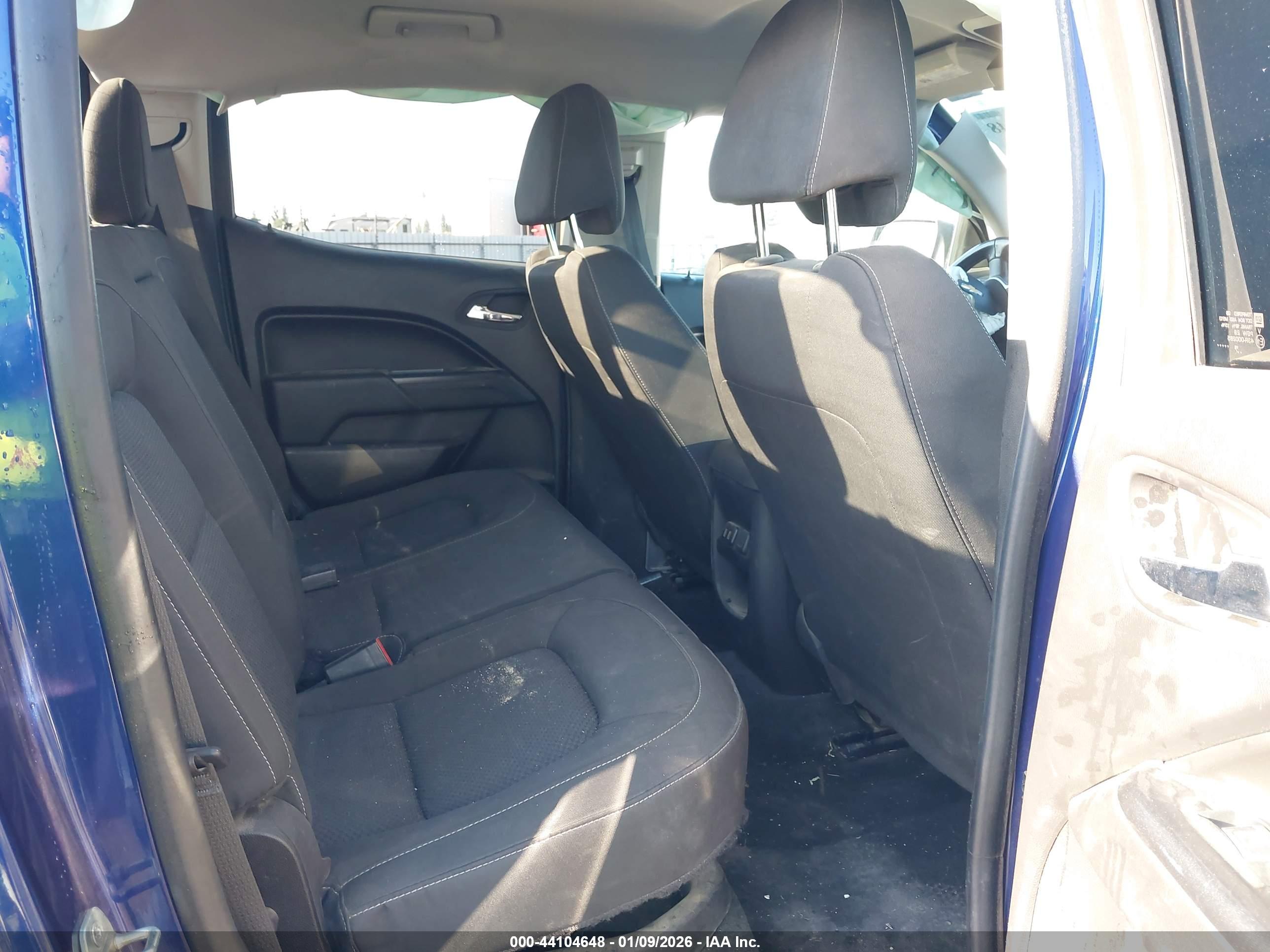 CHEVROLET COLORADO image 8
