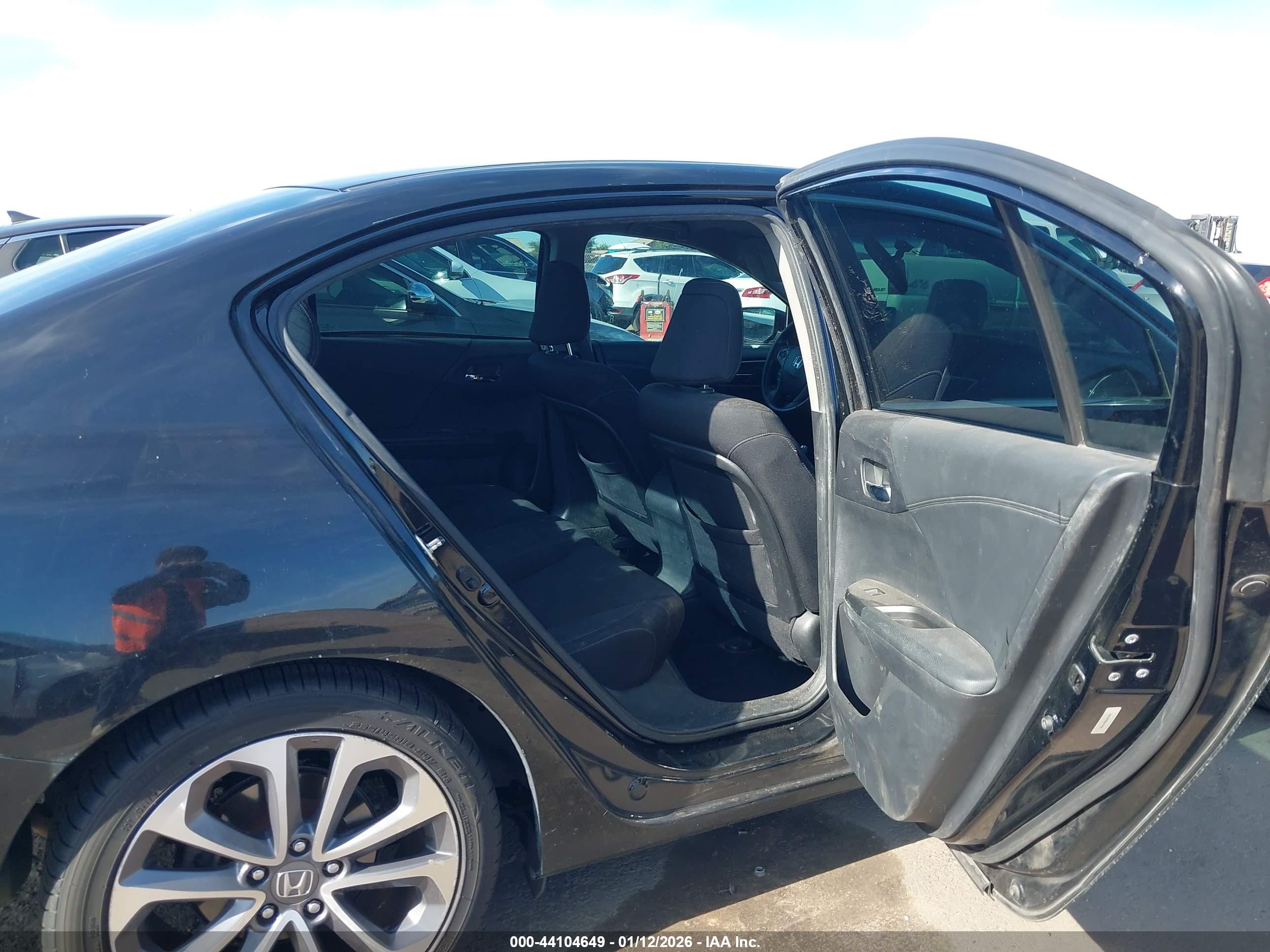 HONDA ACCORD image 8