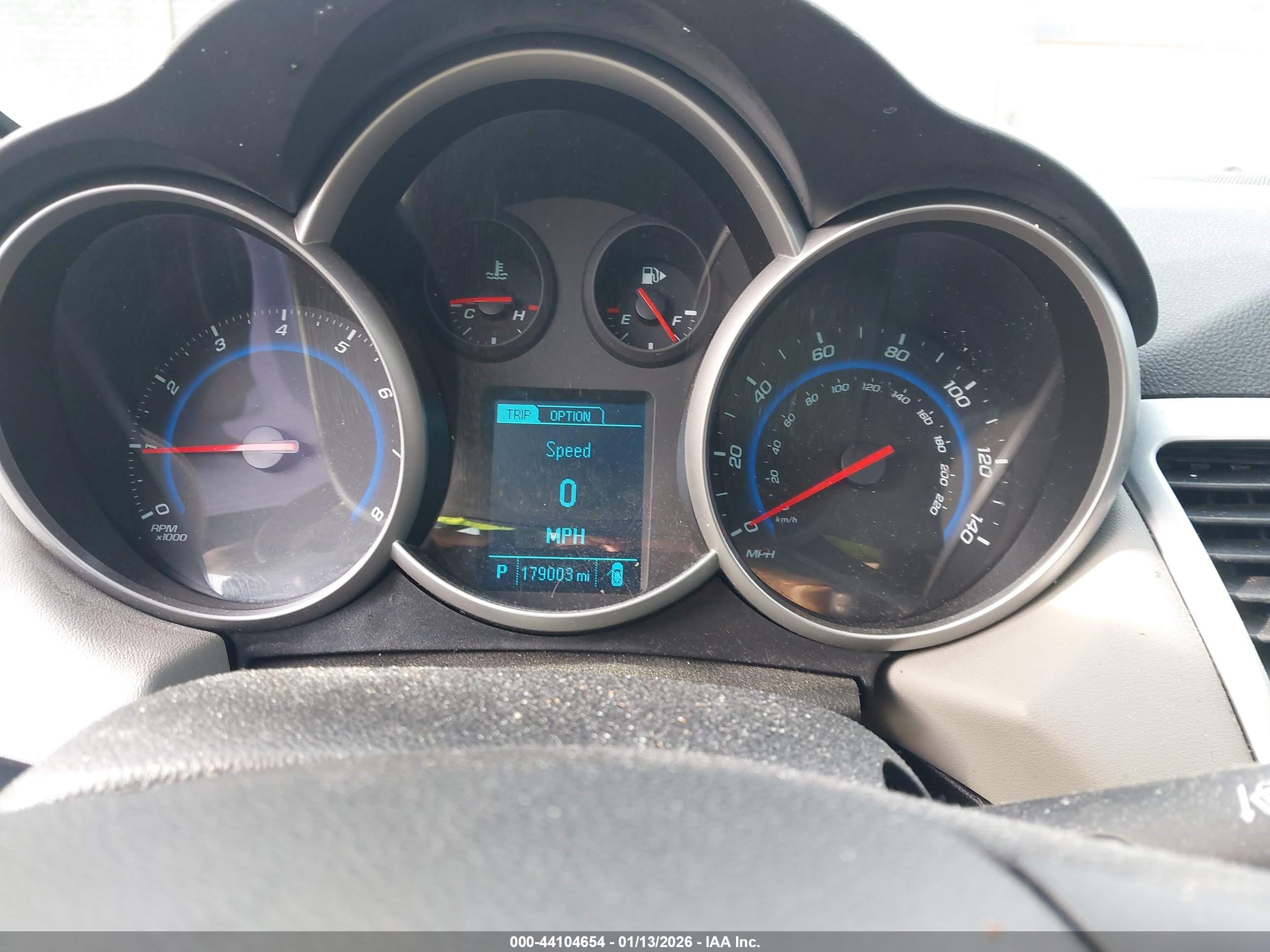 CHEVROLET CRUZE image 7