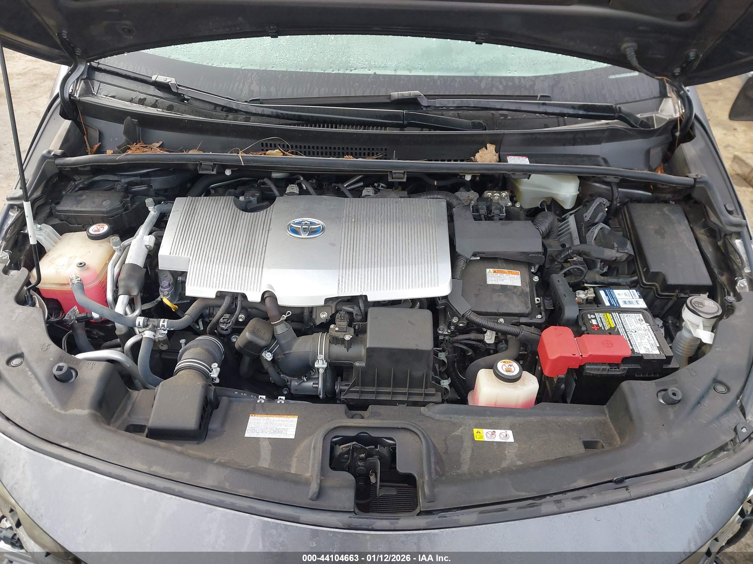TOYOTA PRIUS image 10