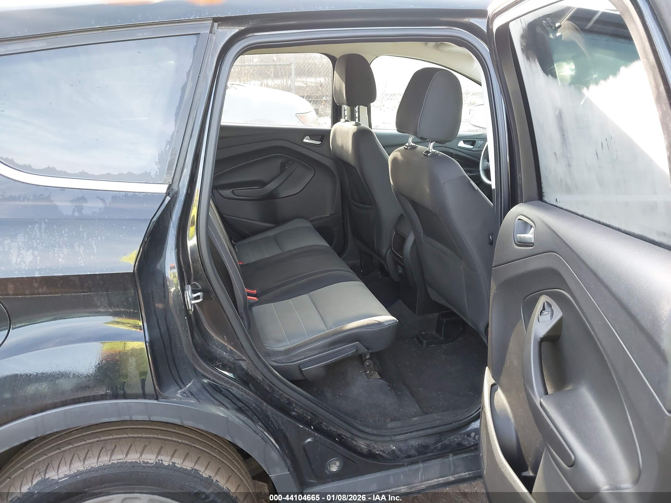 FORD ESCAPE image 8