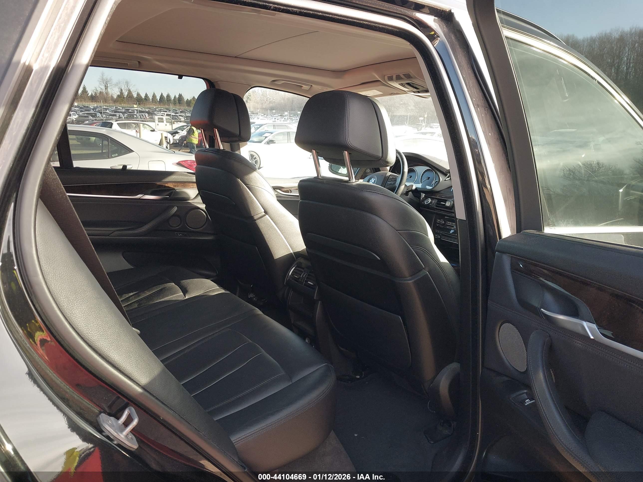 BMW X5 image 8
