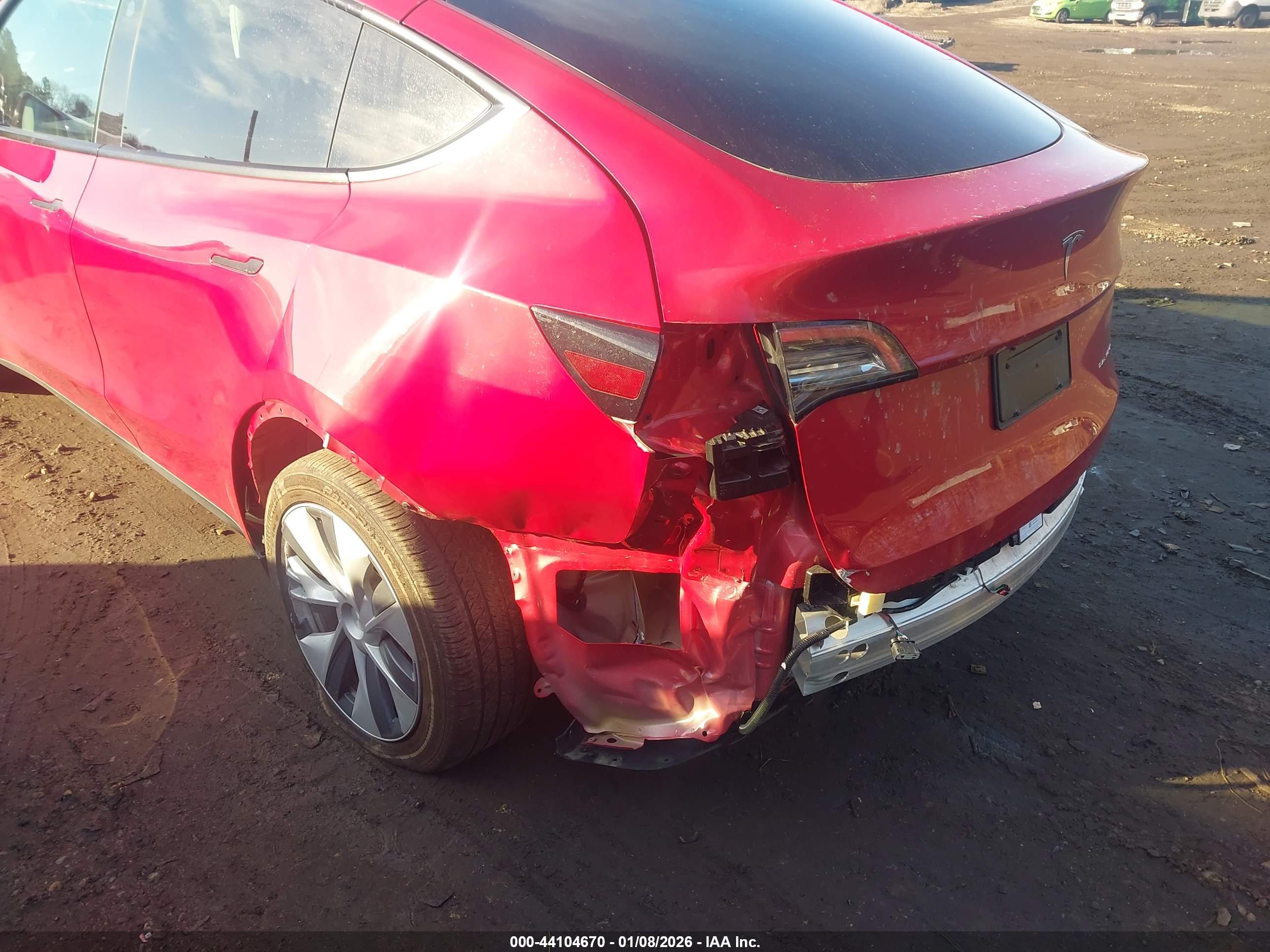 TESLA MODEL image 6