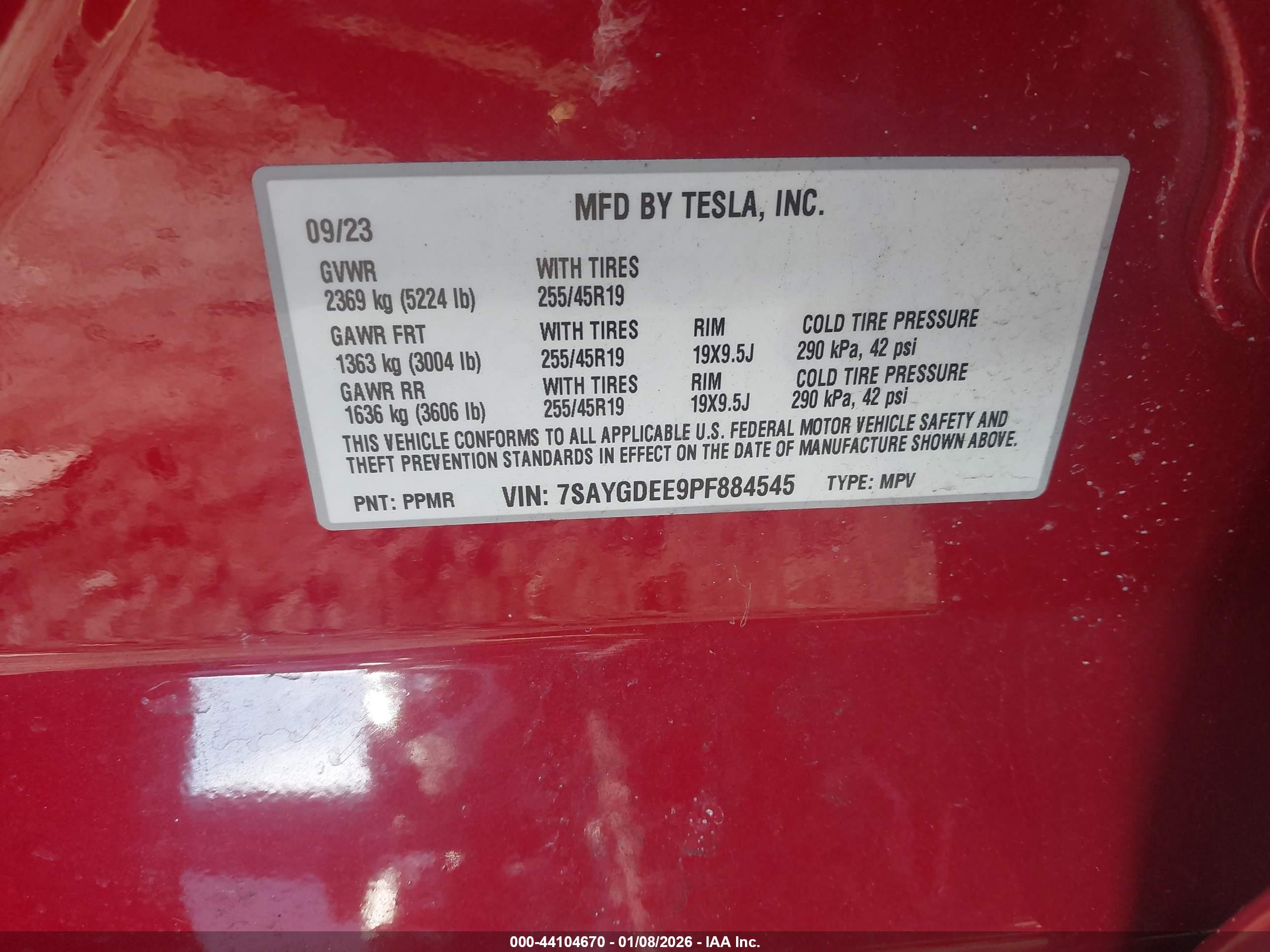 TESLA MODEL image 9