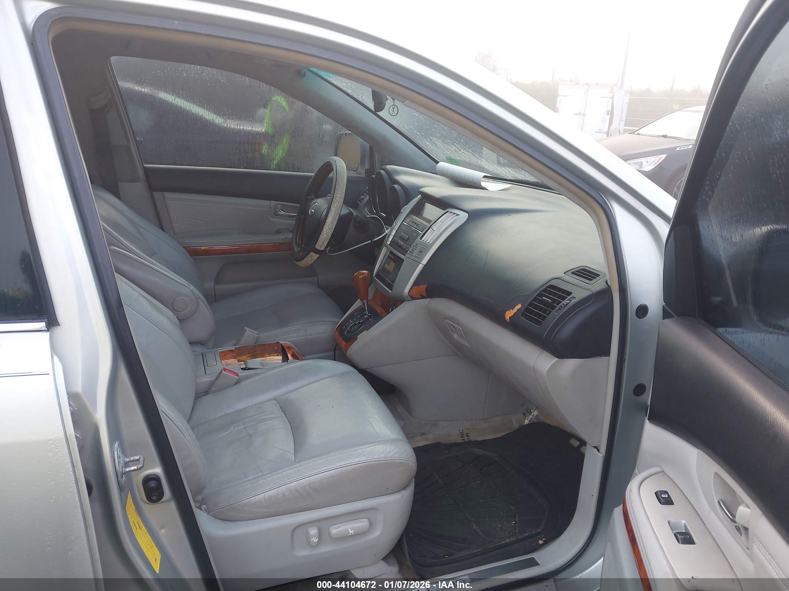 LEXUS RX image 5
