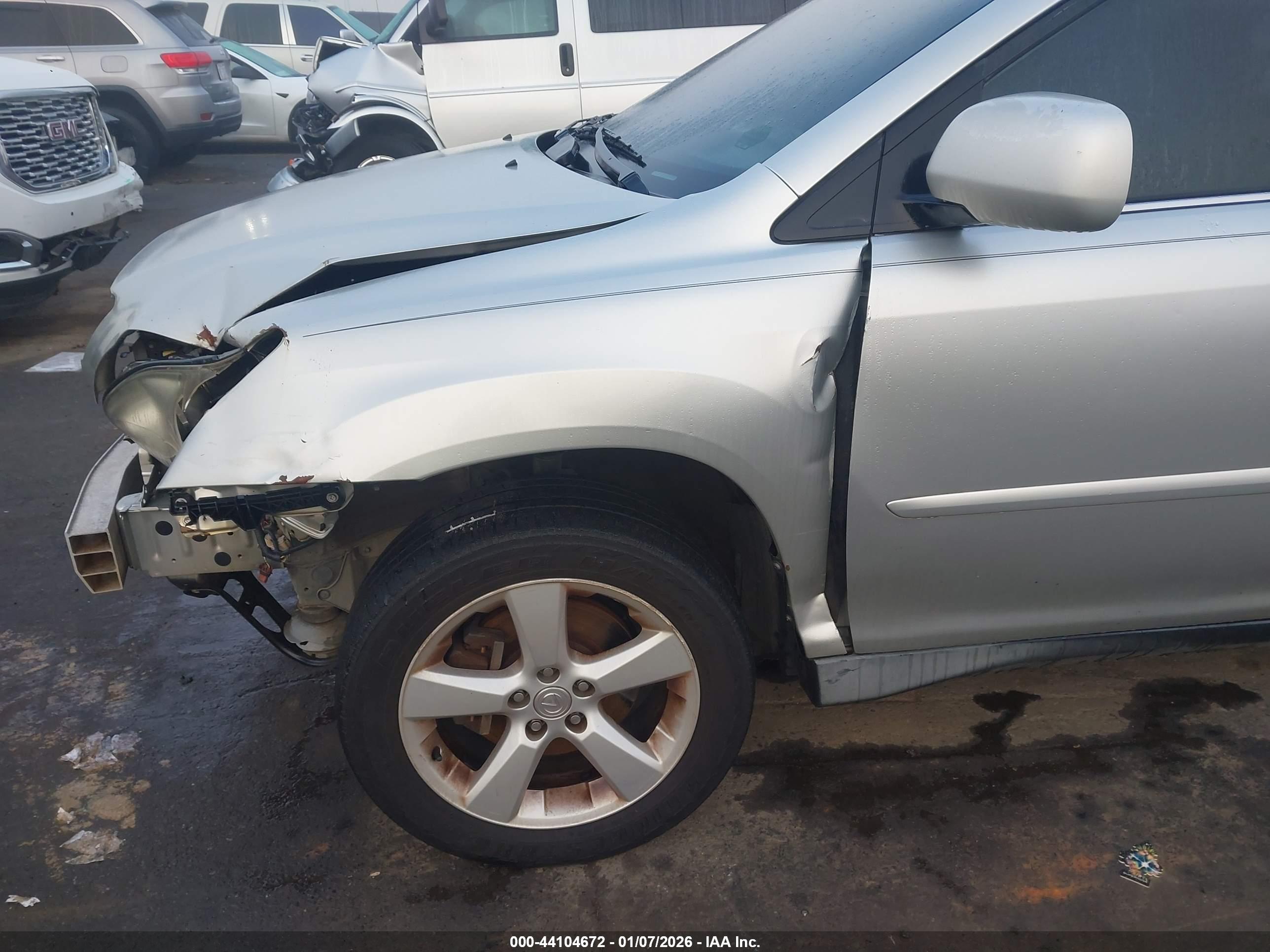 LEXUS RX image 6