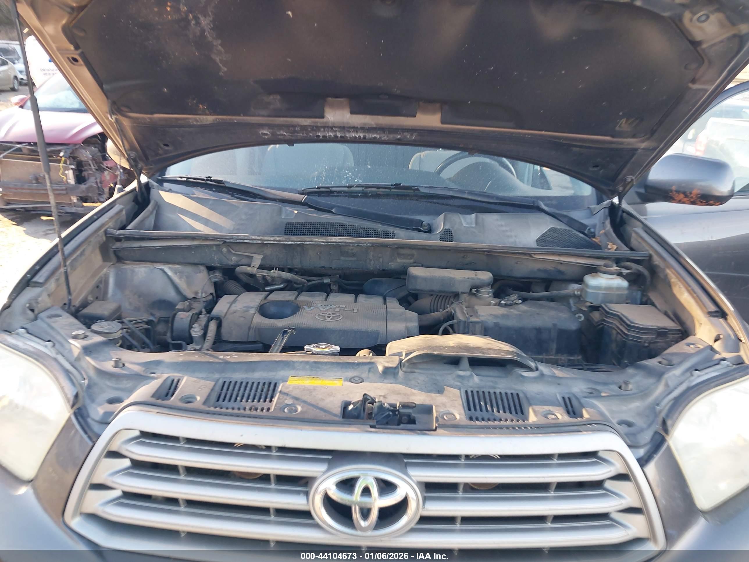 TOYOTA HIGHLANDER image 10