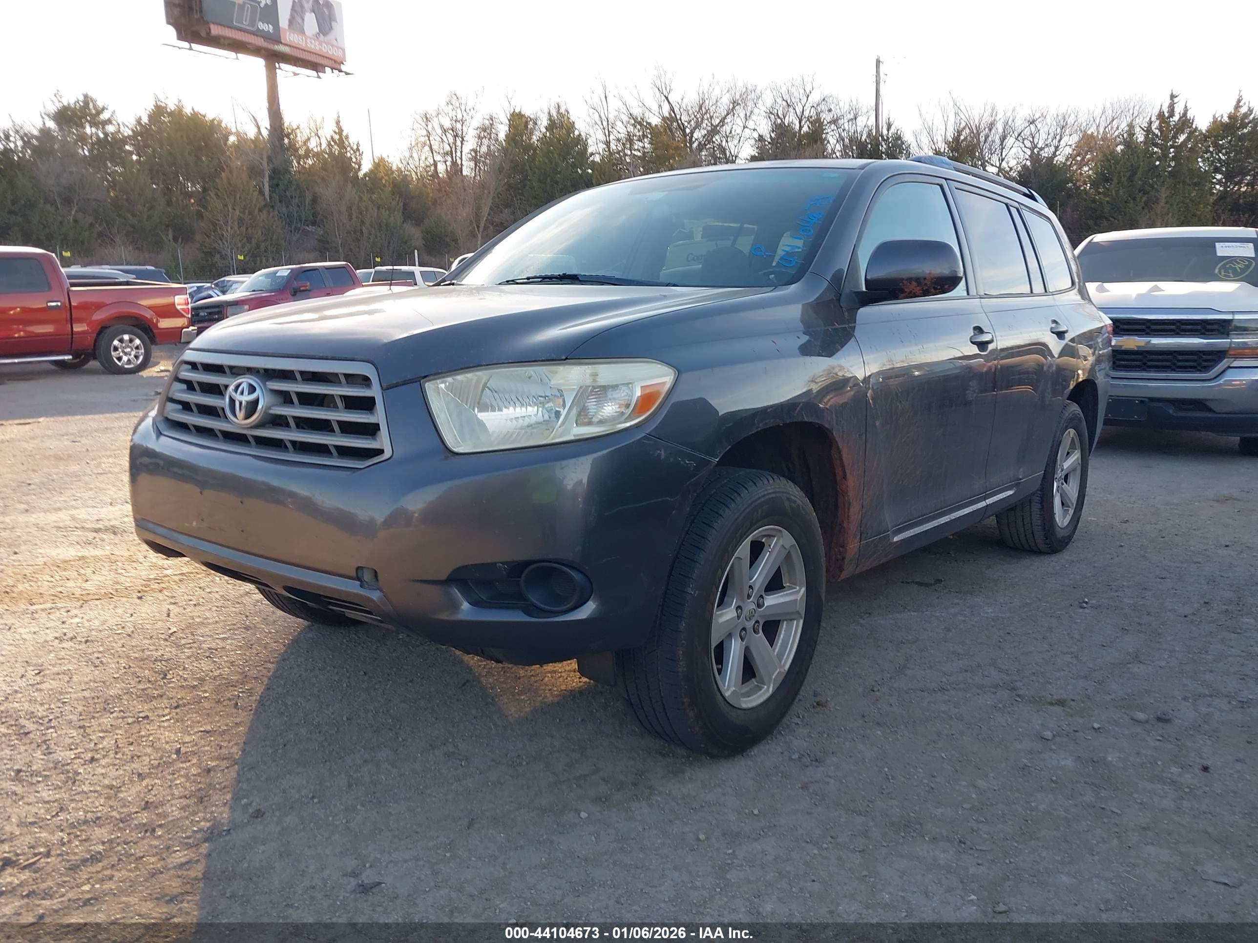 TOYOTA HIGHLANDER image 2