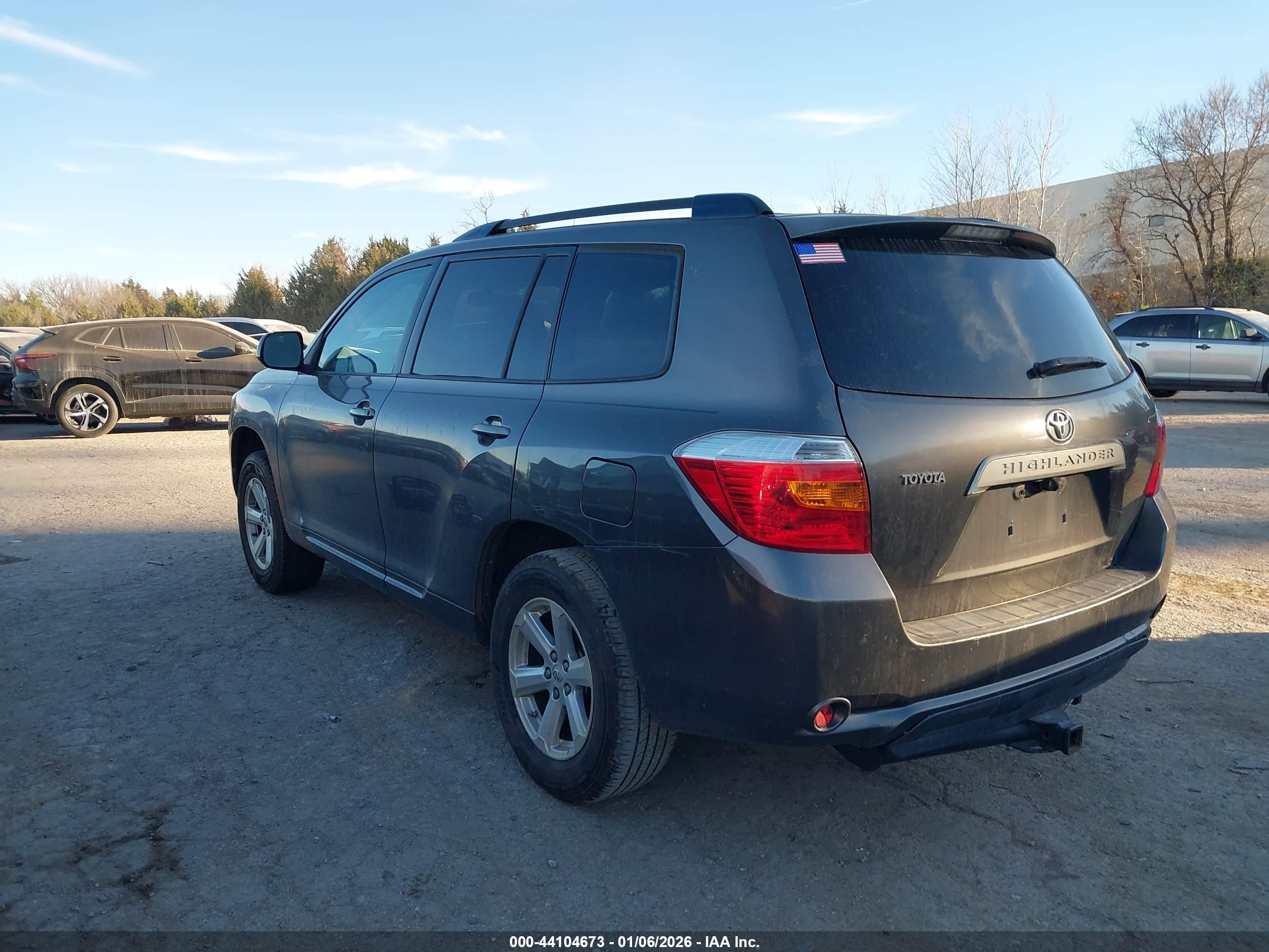 TOYOTA HIGHLANDER image 3