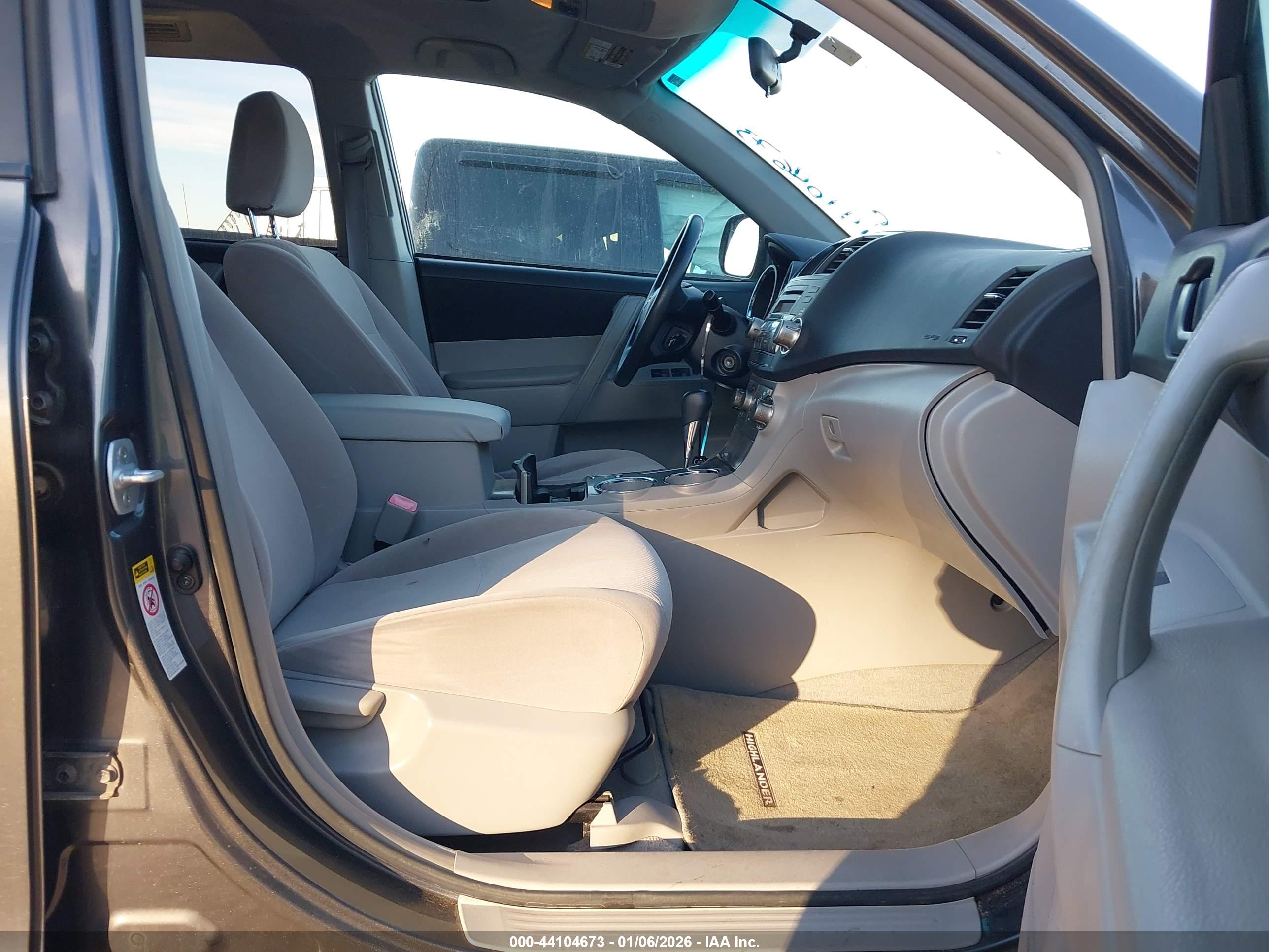 TOYOTA HIGHLANDER image 5