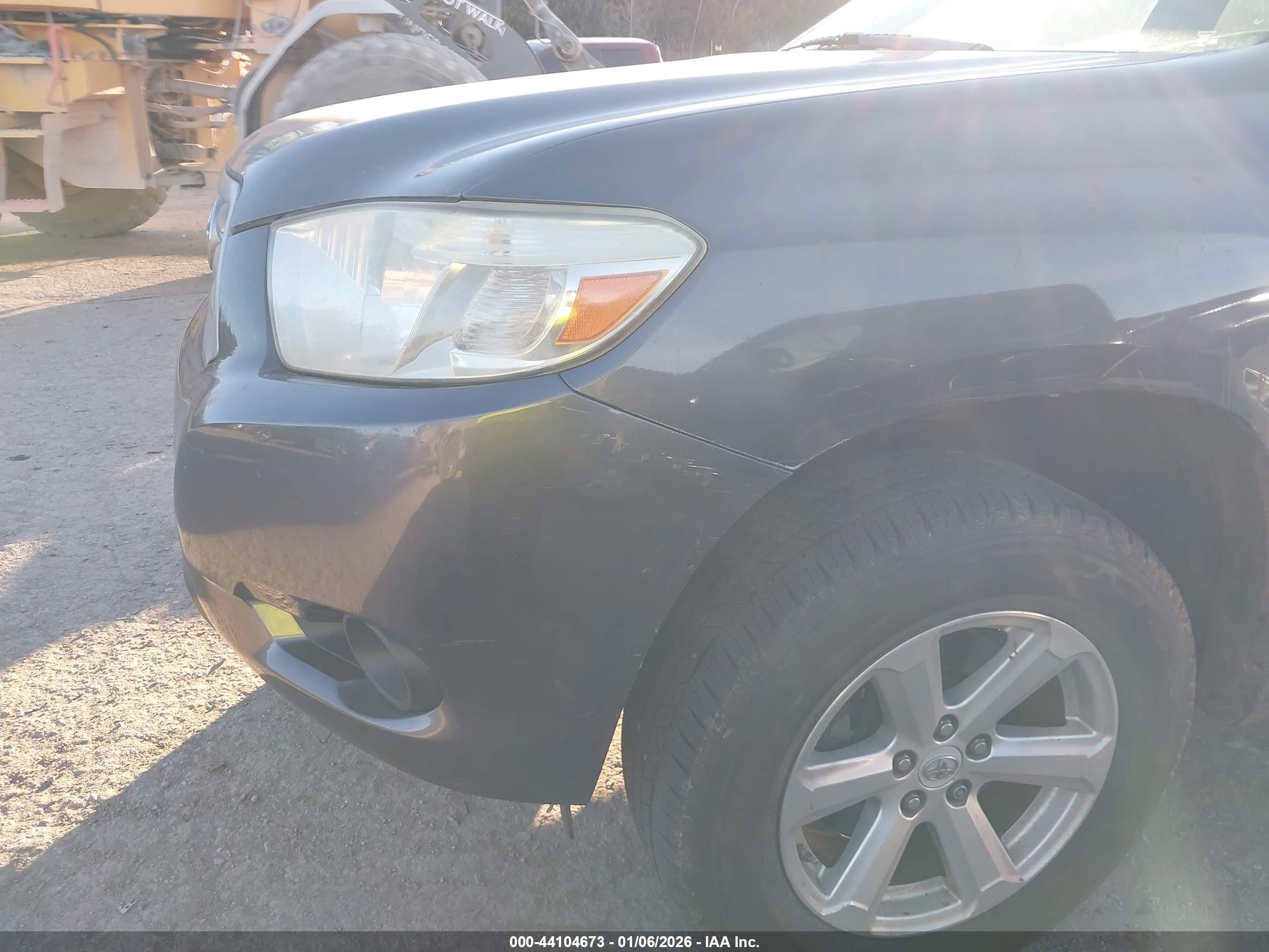 TOYOTA HIGHLANDER image 6