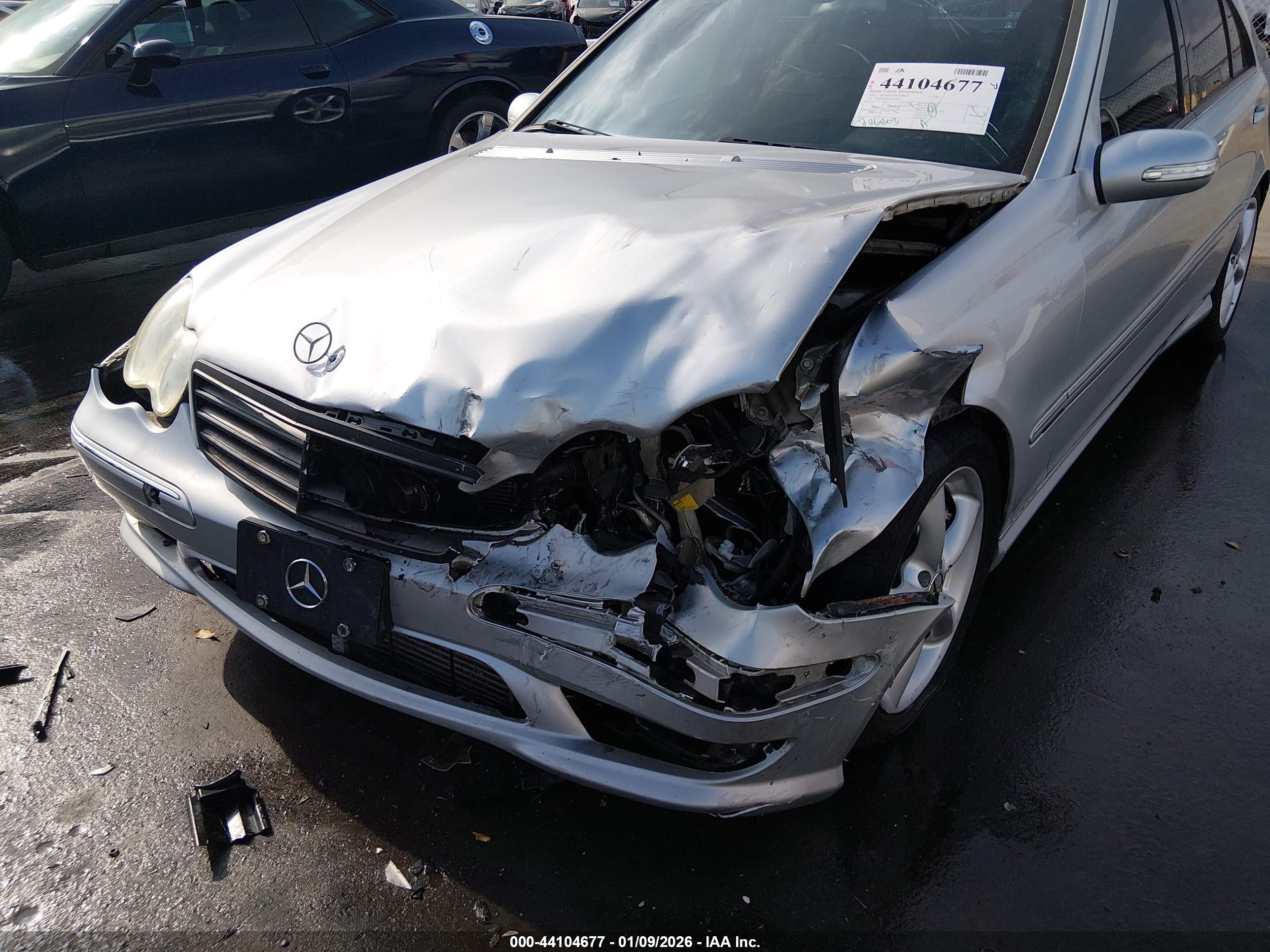MERCEDES-BENZ C image 6