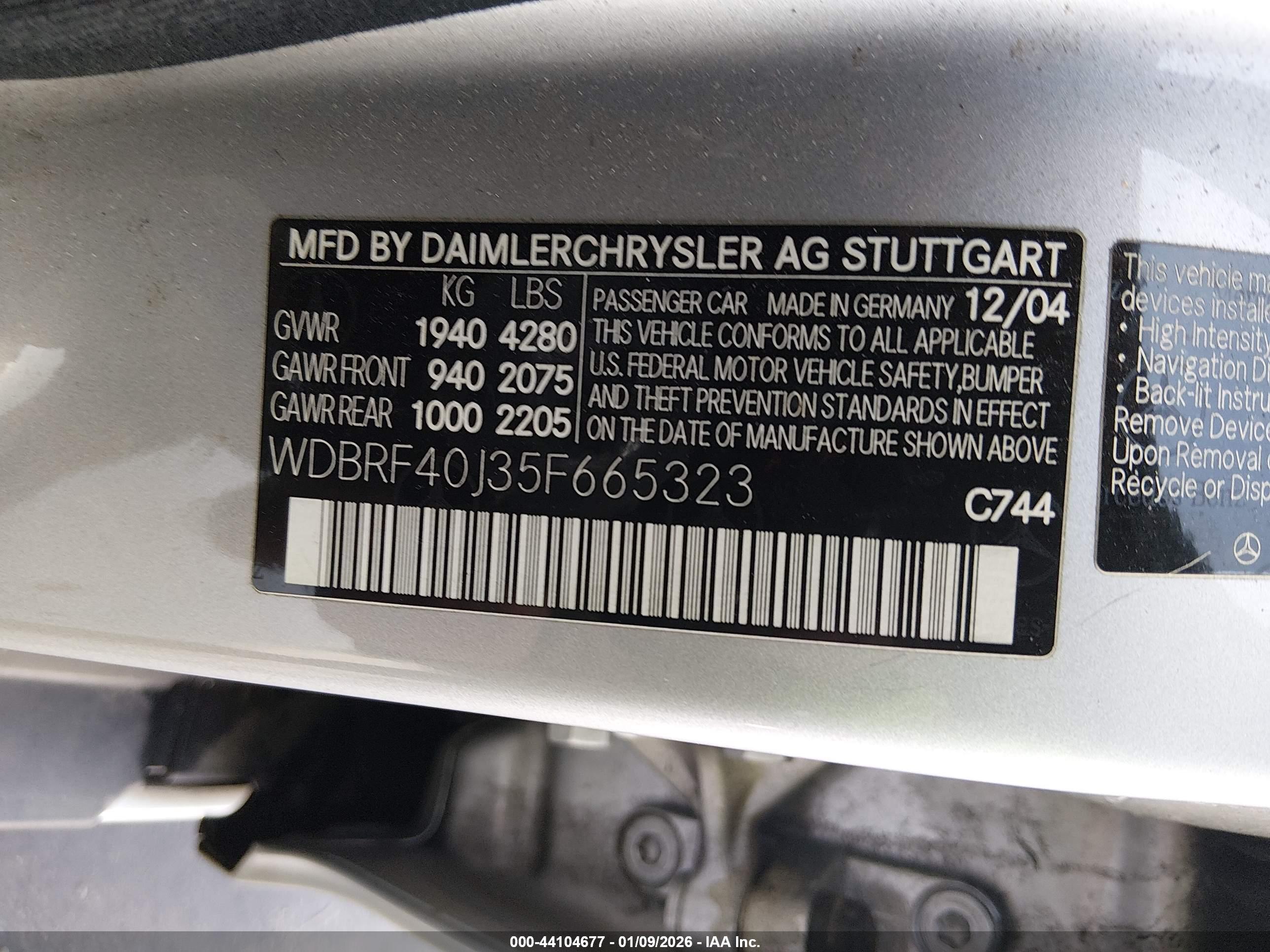 MERCEDES-BENZ C image 9