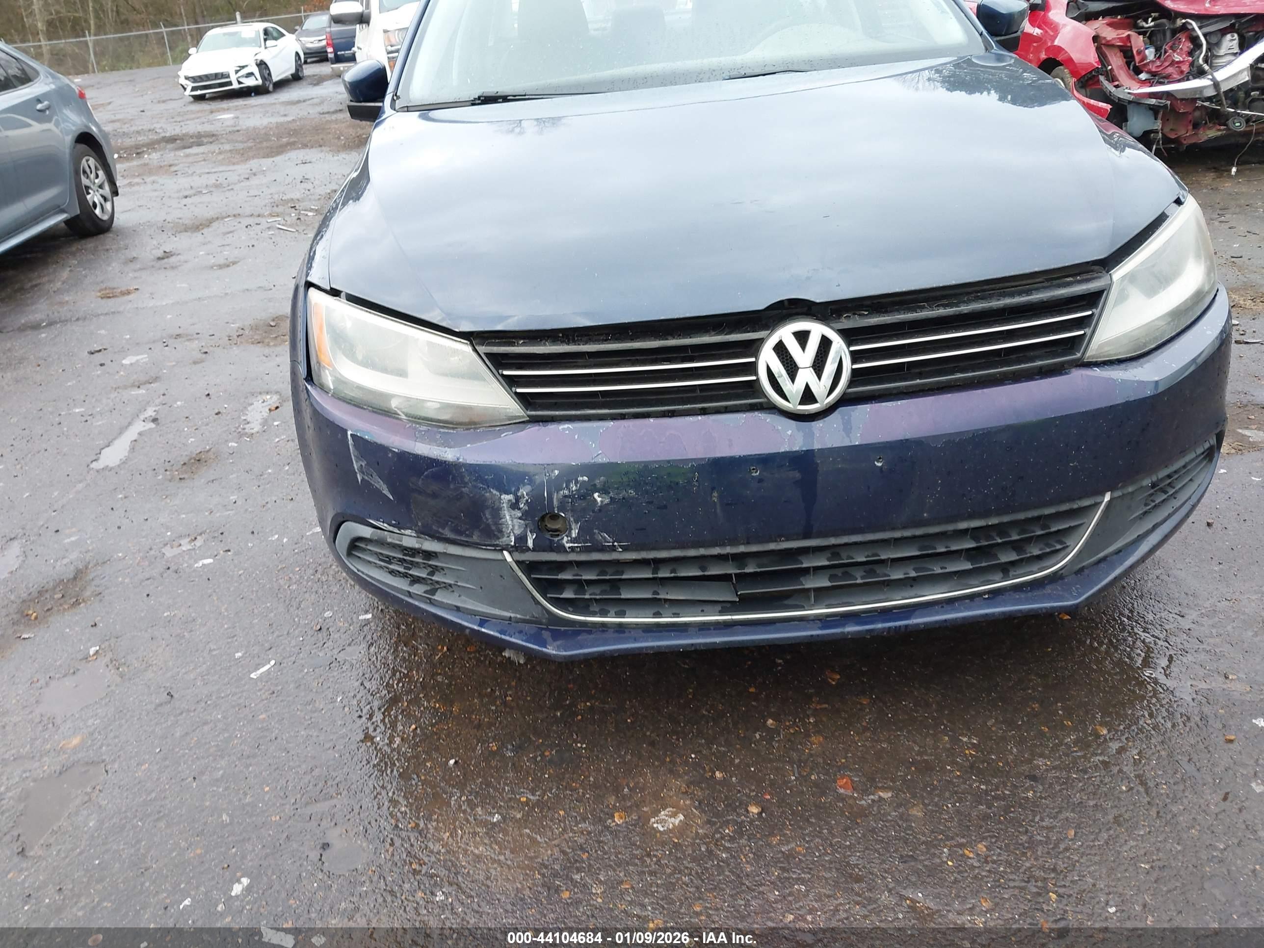 VOLKSWAGEN JETTA image 6