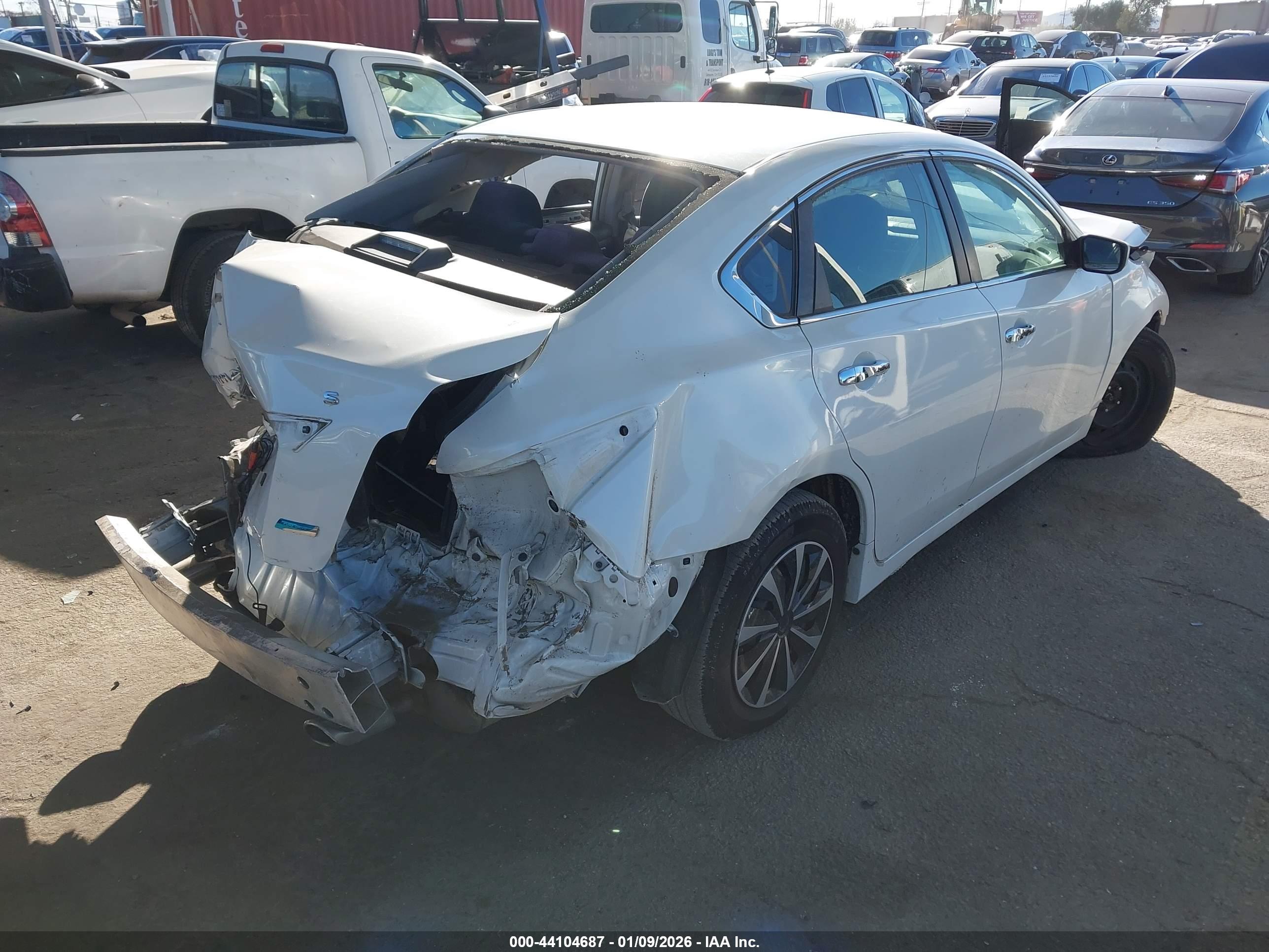 NISSAN ALTIMA image 4