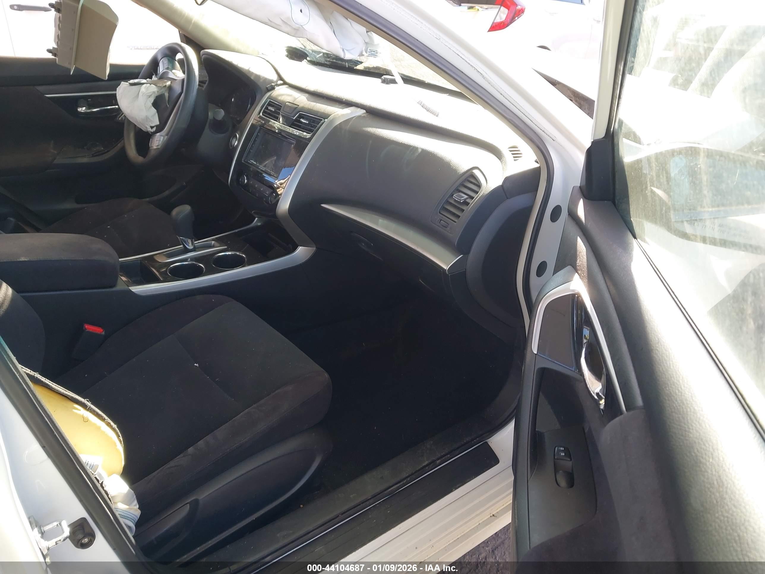 NISSAN ALTIMA image 5