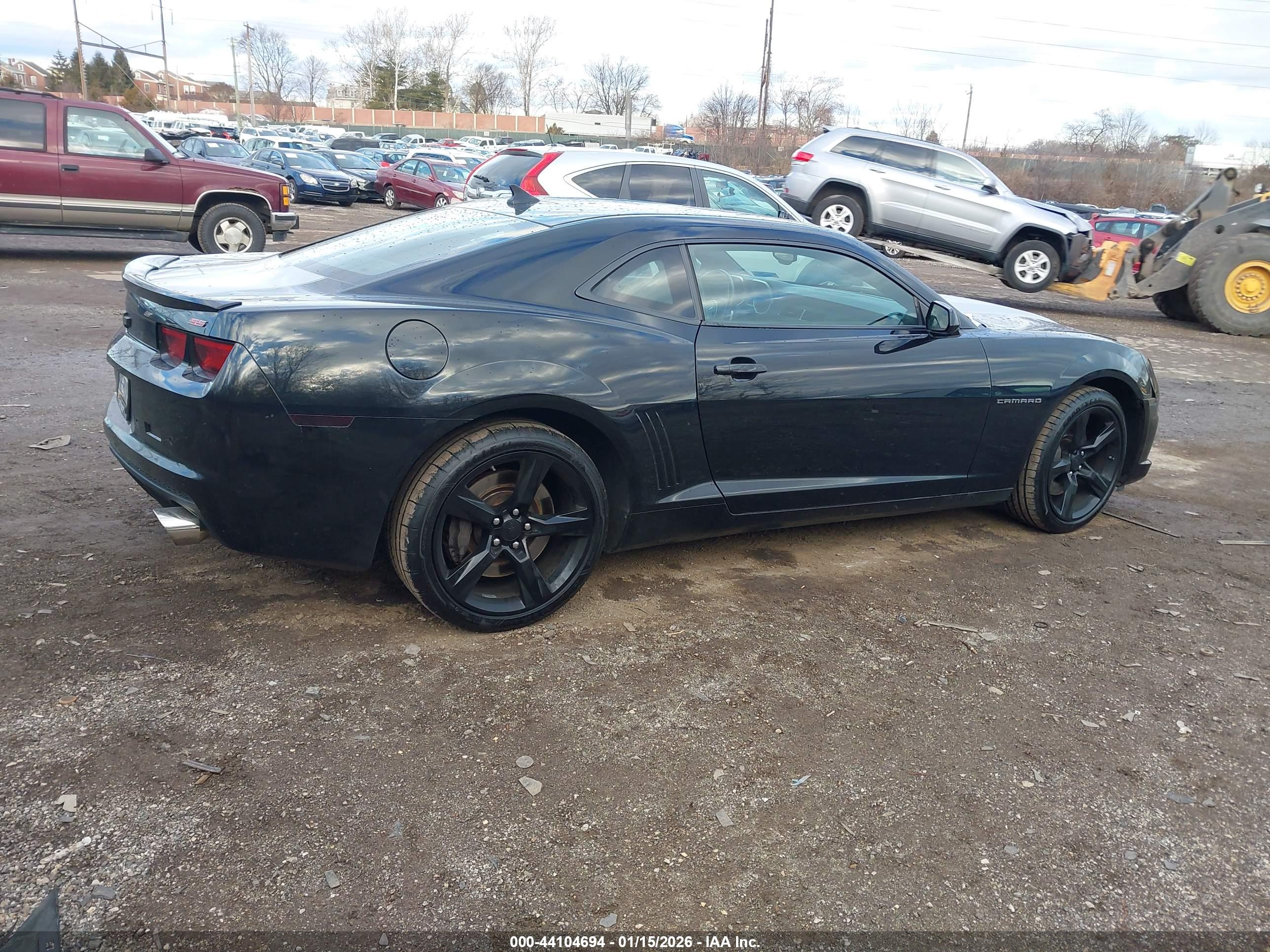 CHEVROLET CAMARO image 4