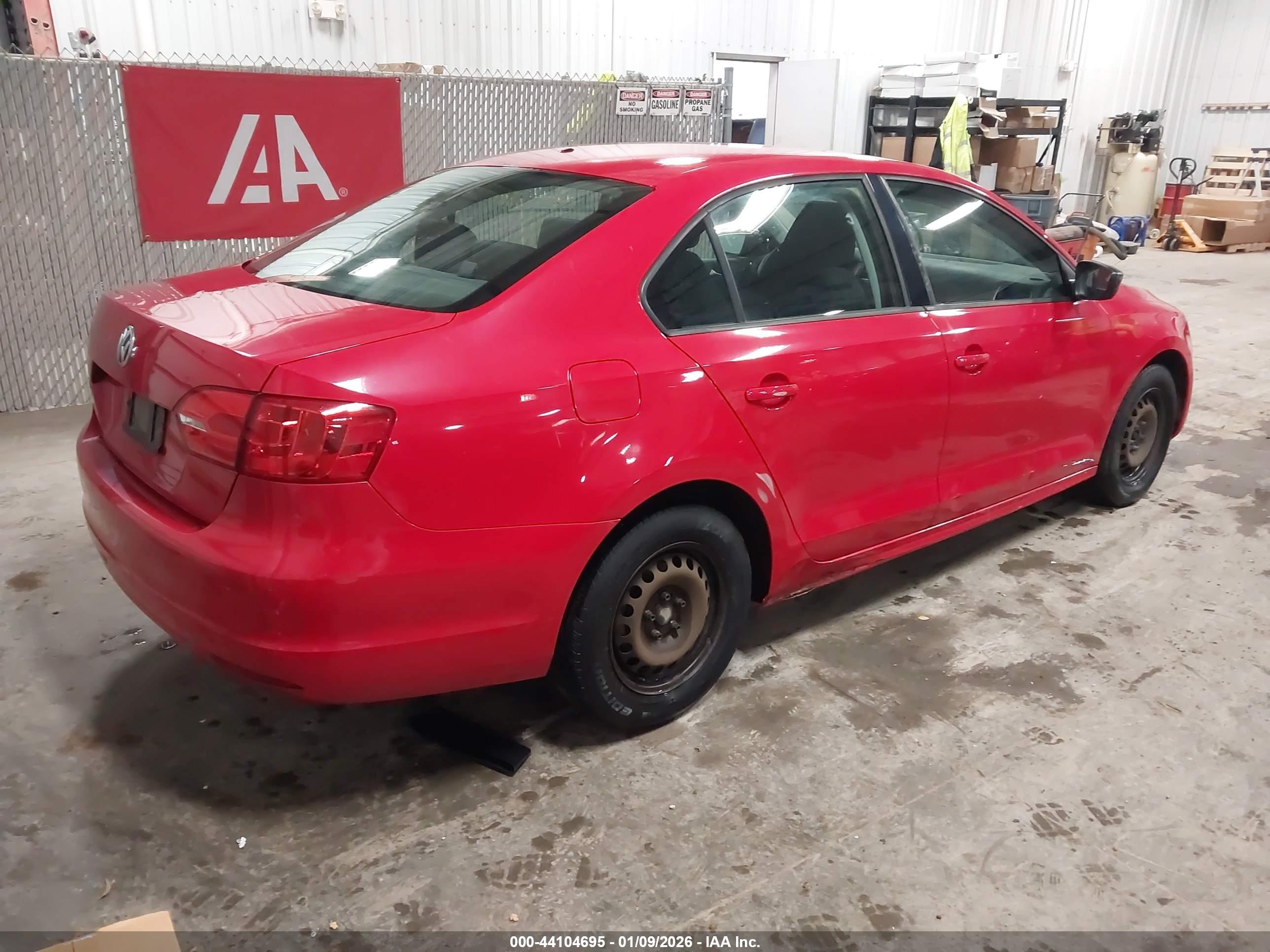 VOLKSWAGEN JETTA image 4