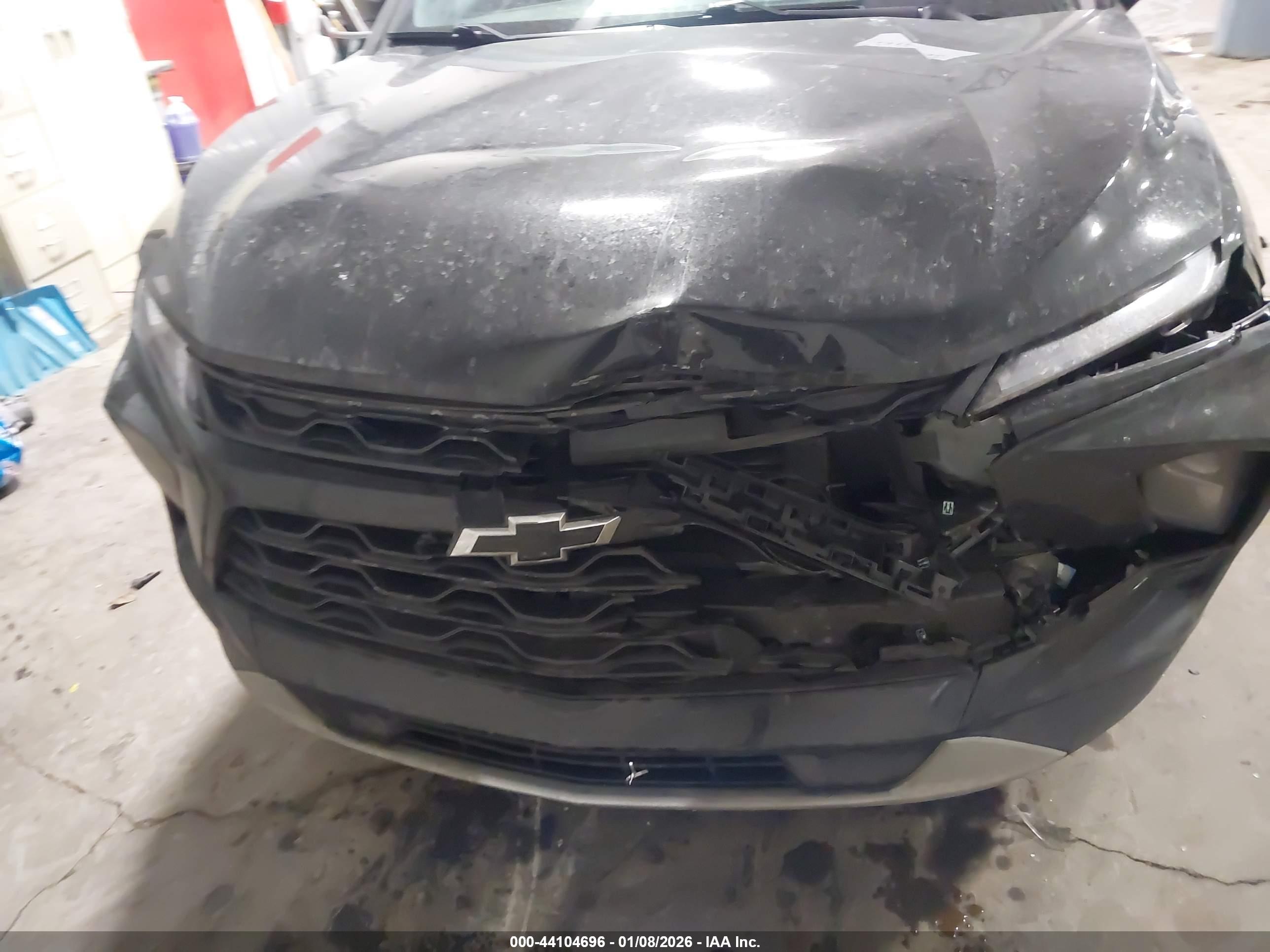 CHEVROLET BLAZER image 6
