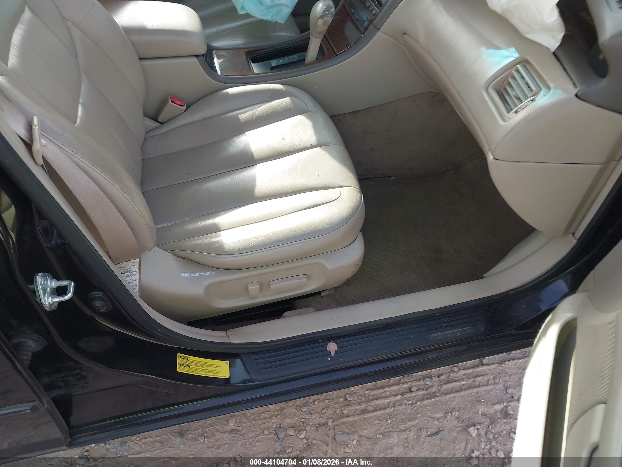 TOYOTA AVALON image 5