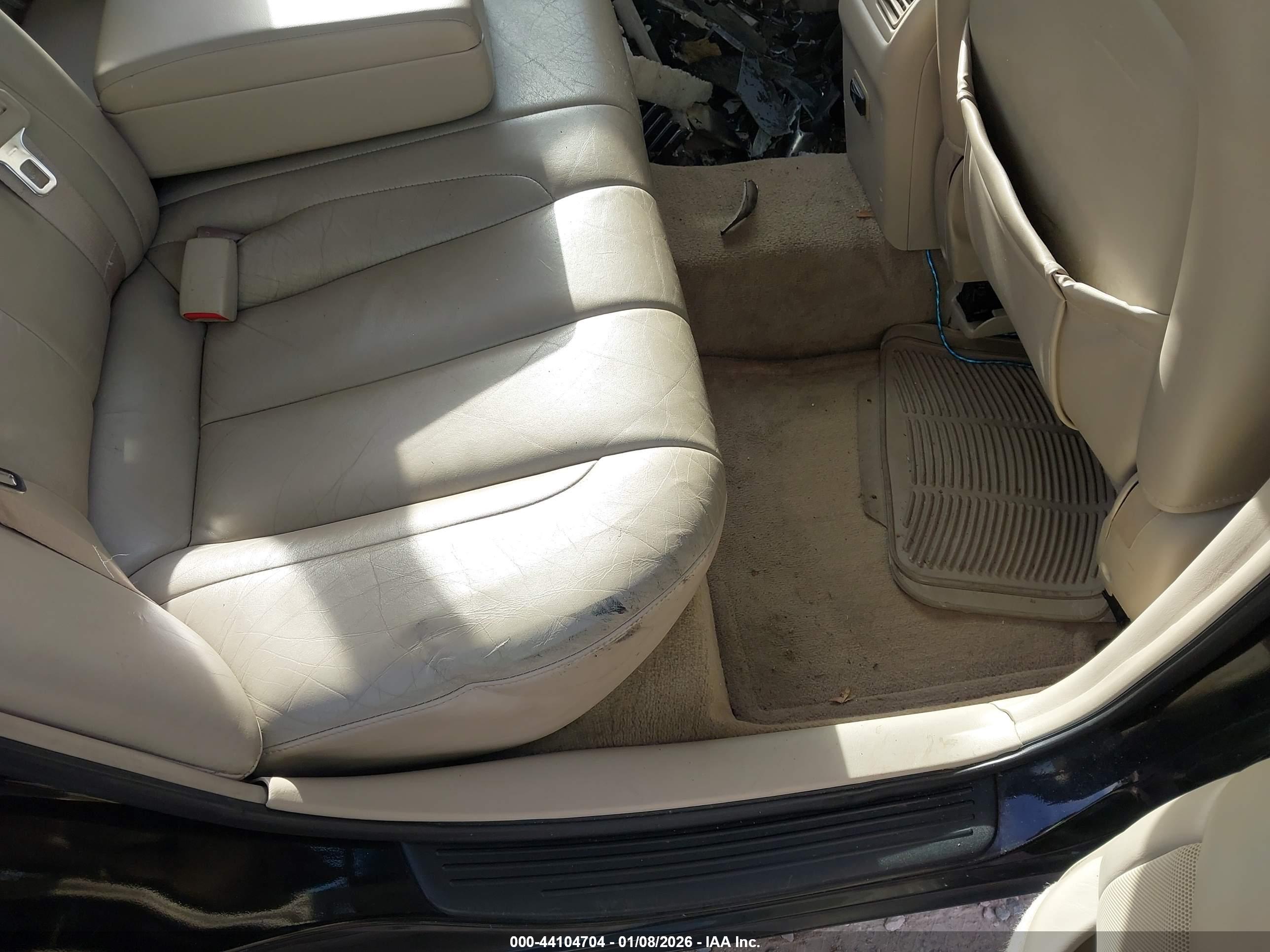 TOYOTA AVALON image 8