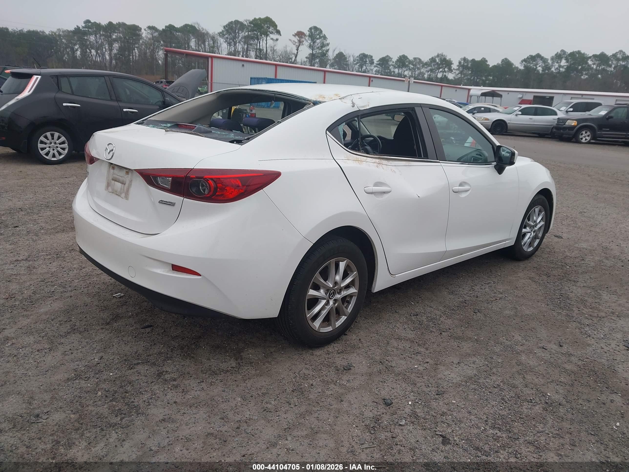 MAZDA MAZDA3 image 4