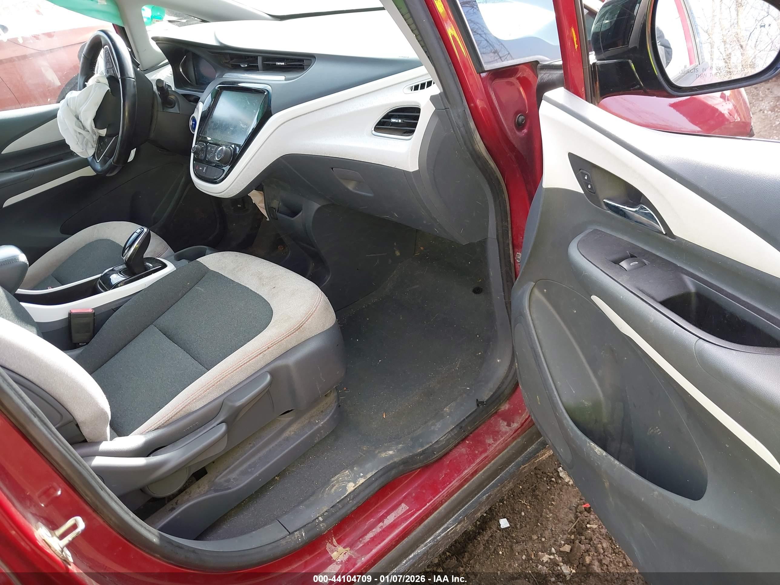 CHEVROLET BOLT image 5