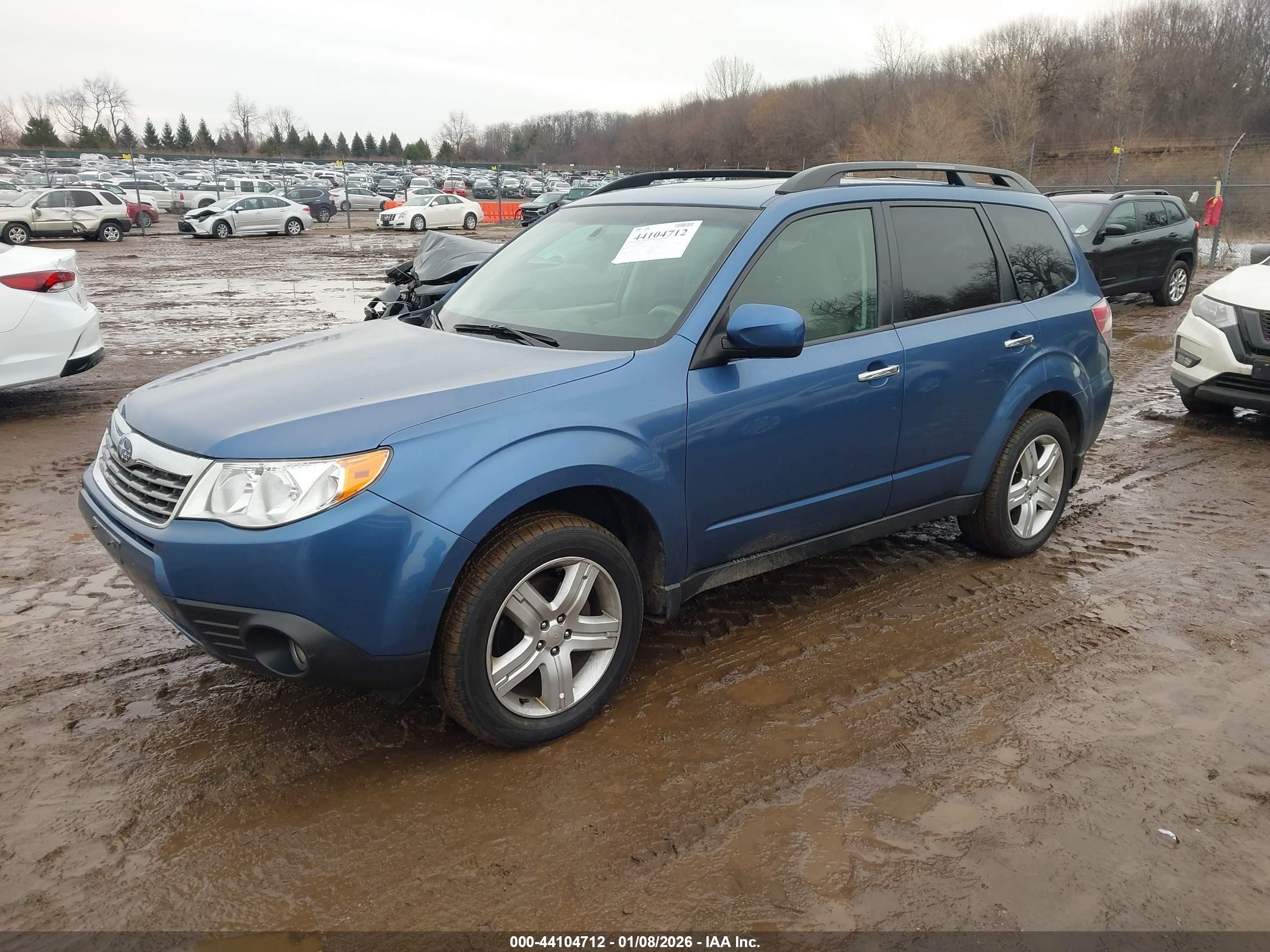SUBARU FORESTER image 2