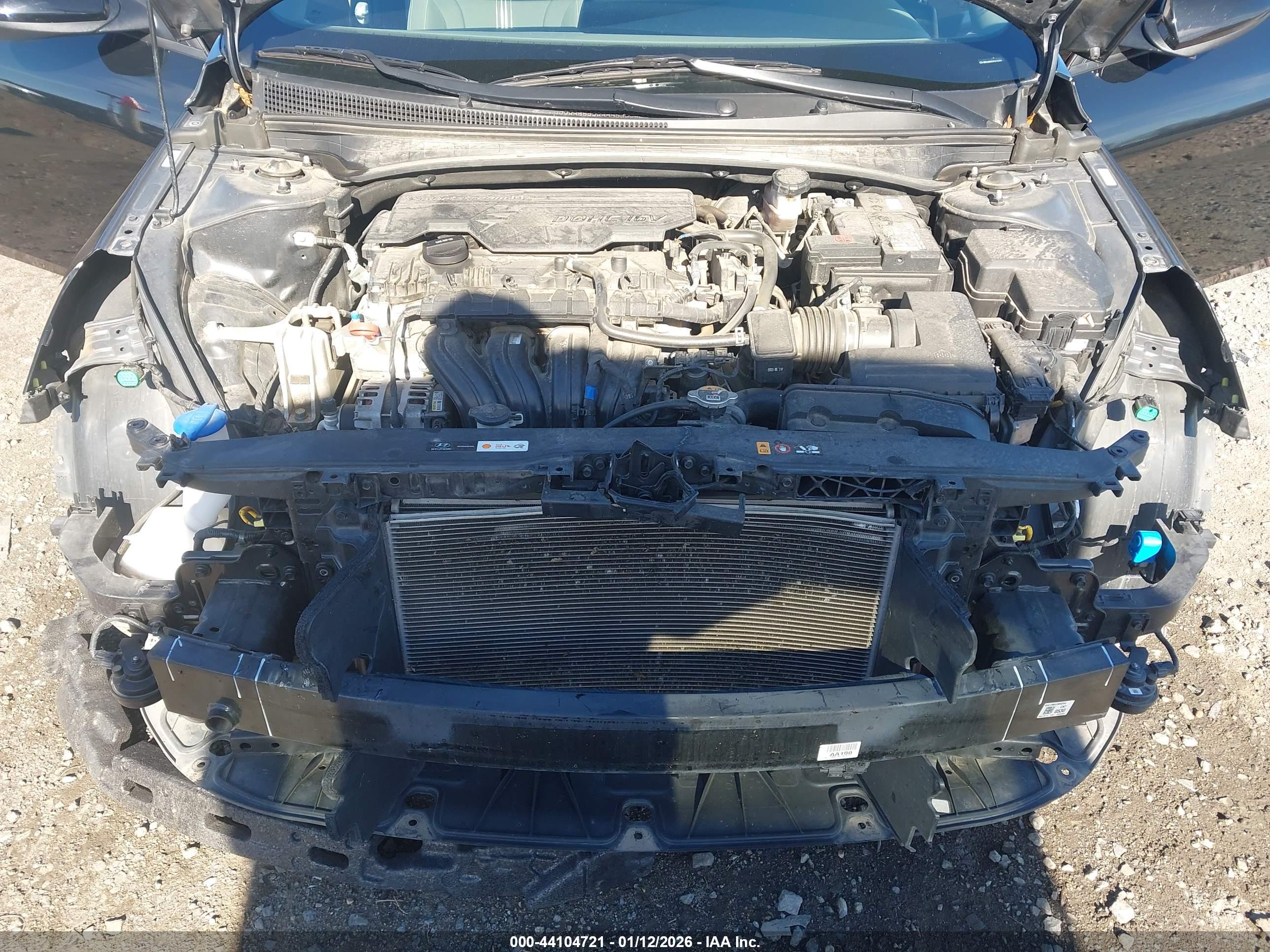 HYUNDAI ELANTRA image 10