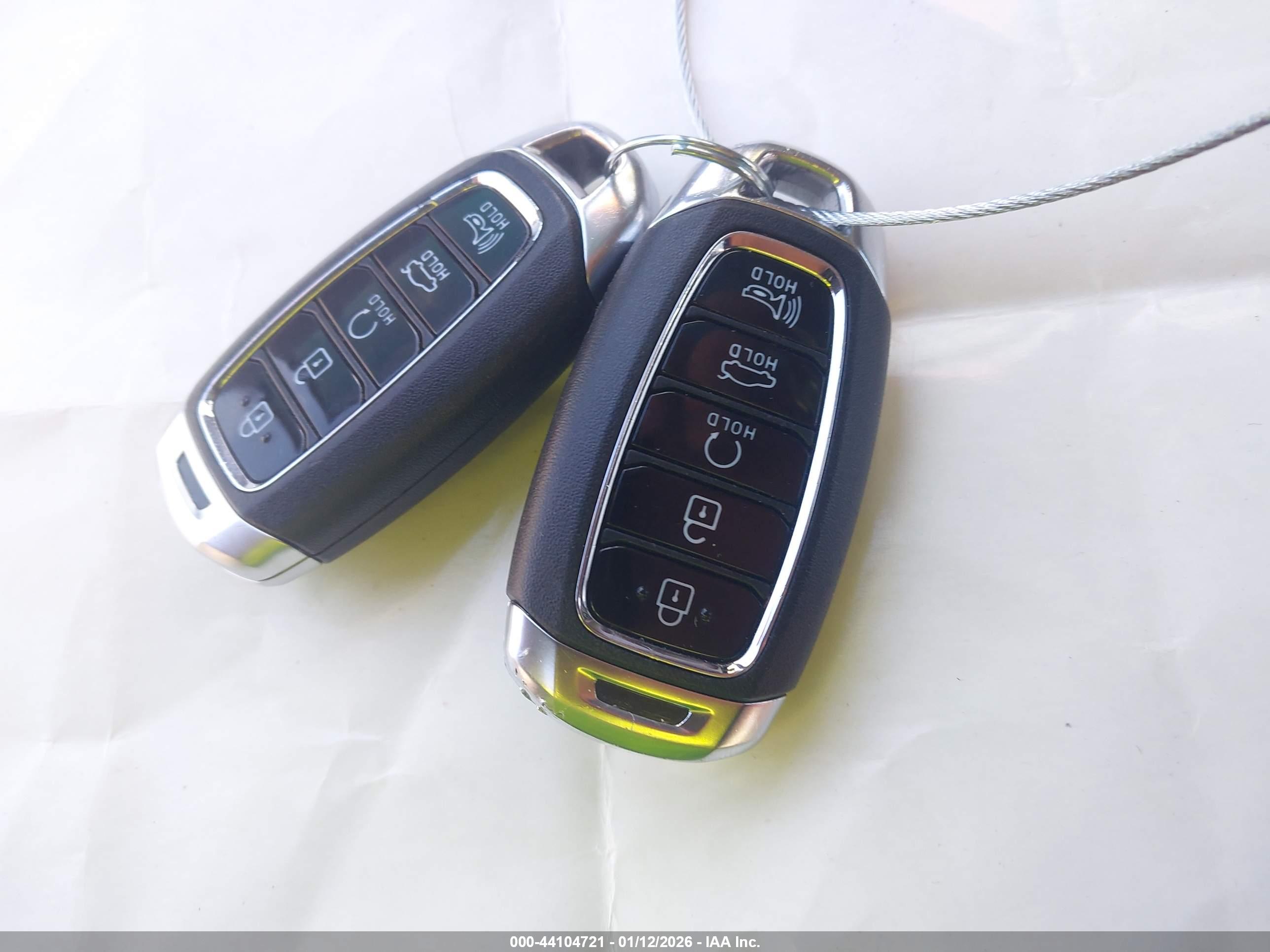 HYUNDAI ELANTRA image 11