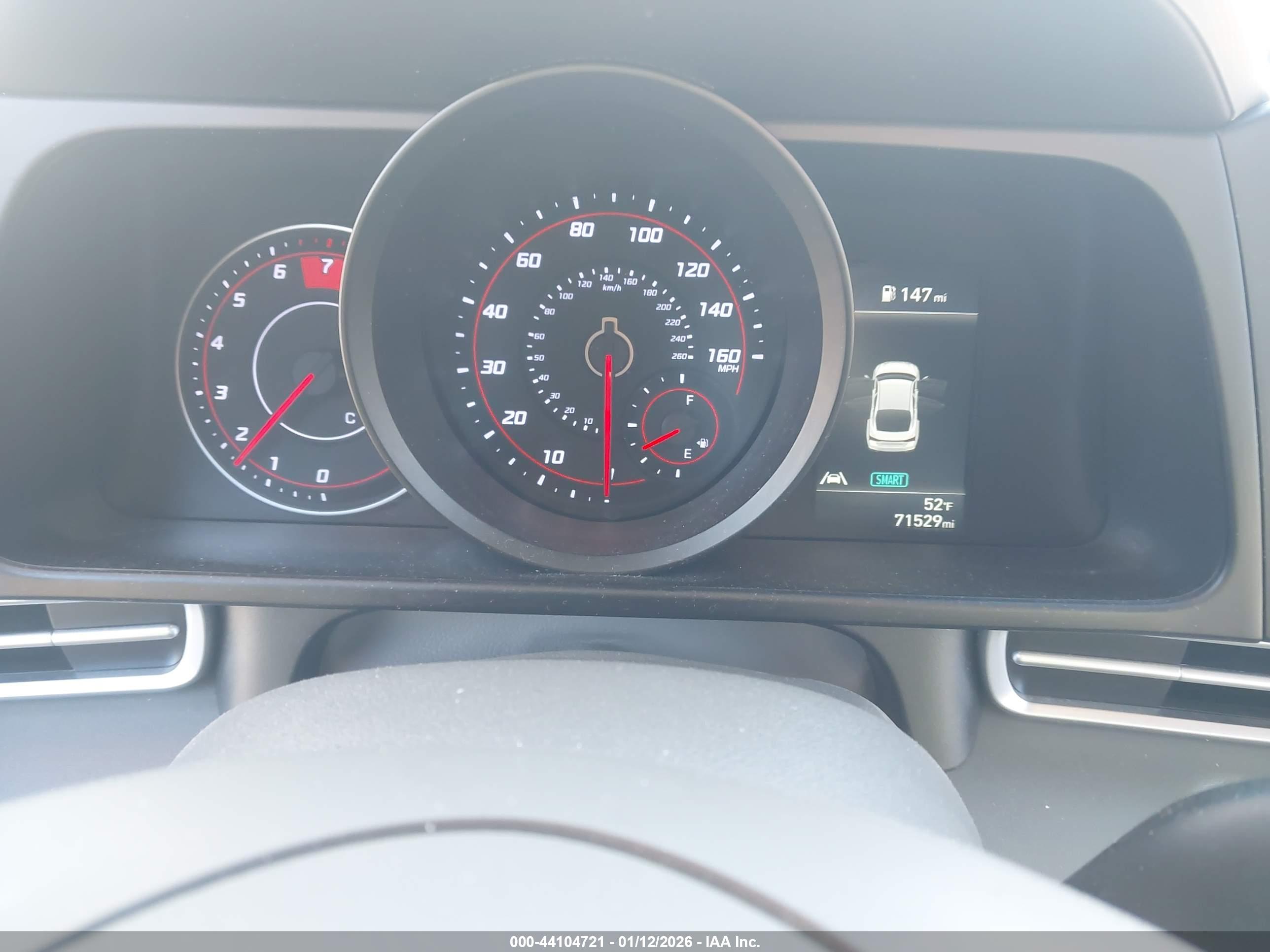 HYUNDAI ELANTRA image 7