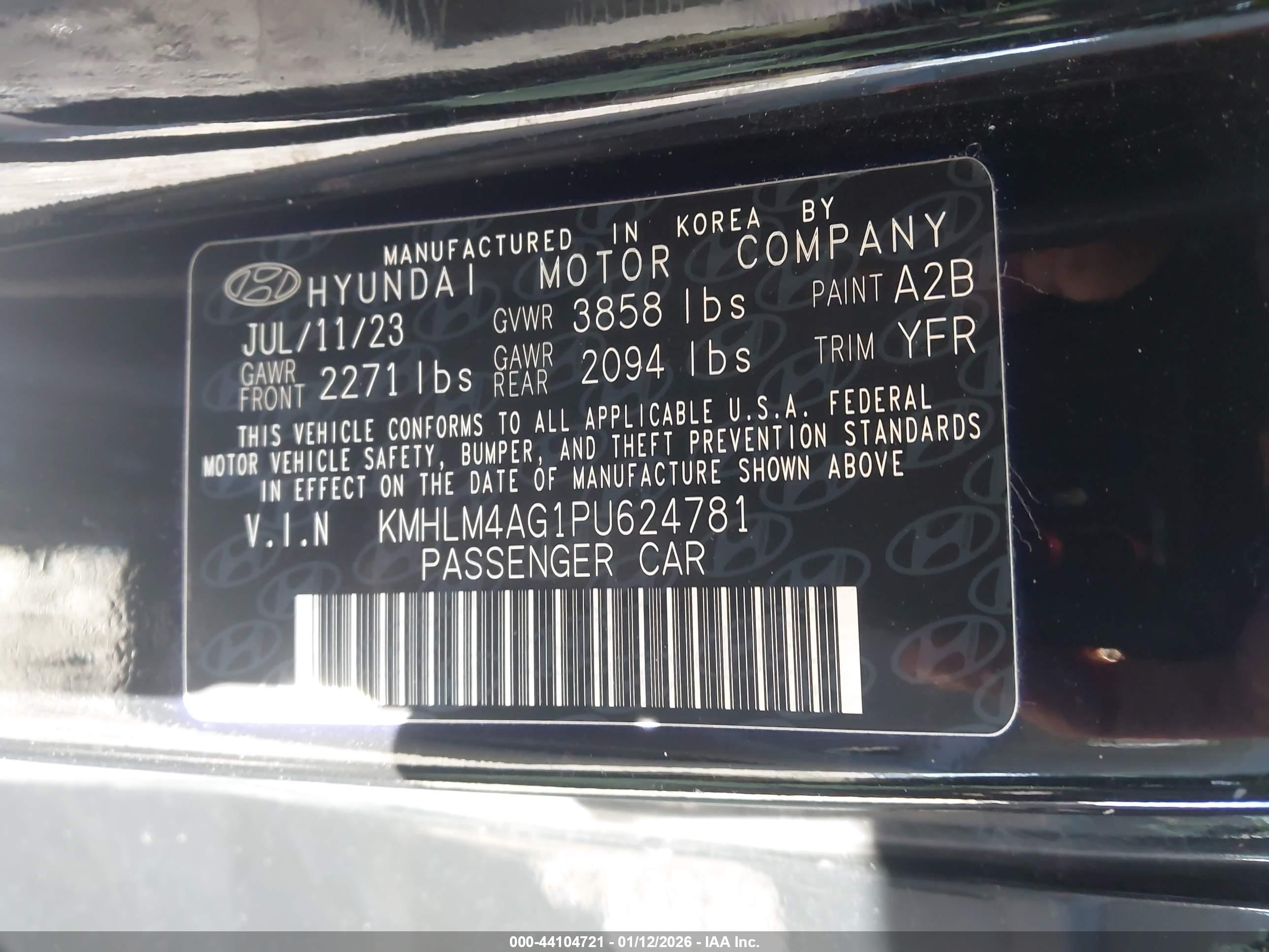 HYUNDAI ELANTRA image 9
