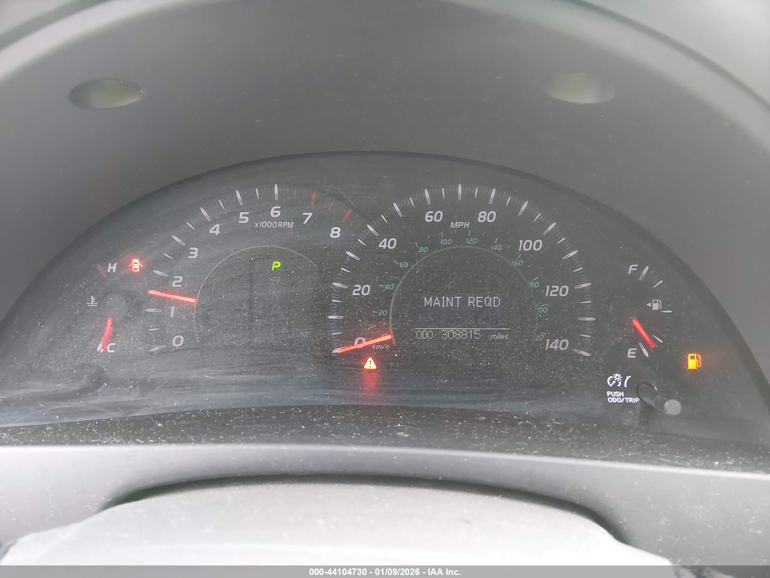 TOYOTA CAMRY image 7
