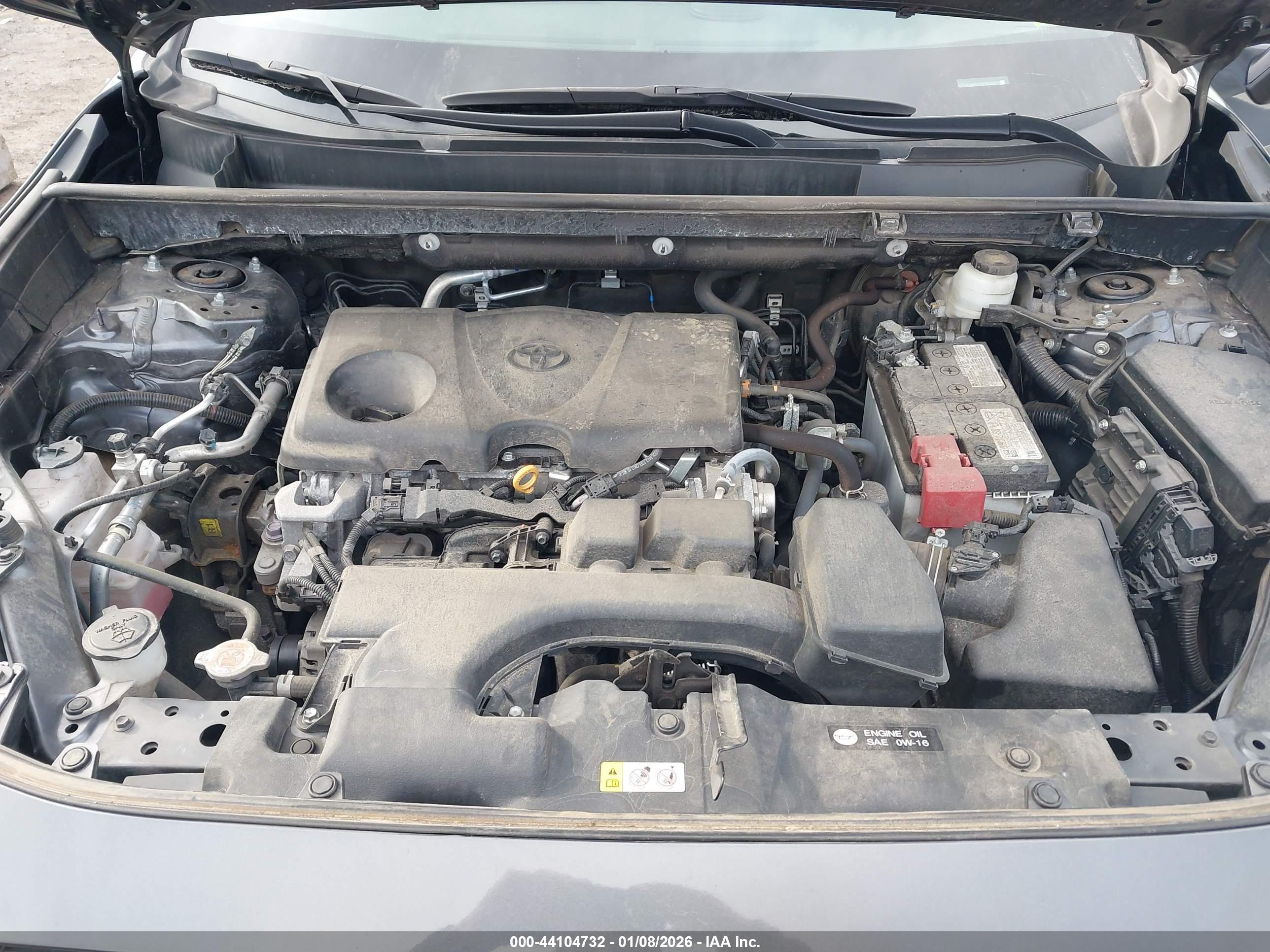 TOYOTA RAV4 image 10