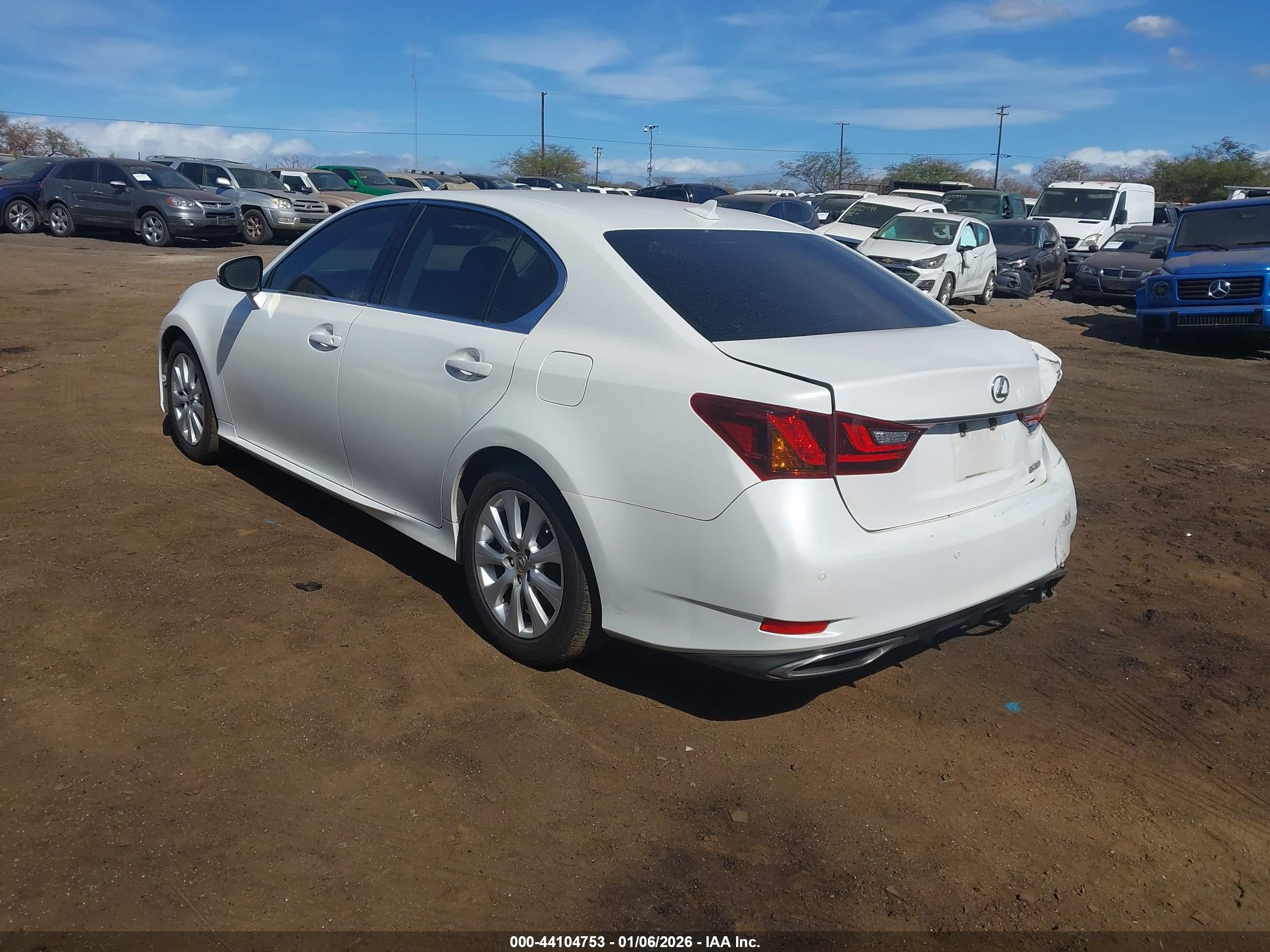 LEXUS GS image 3
