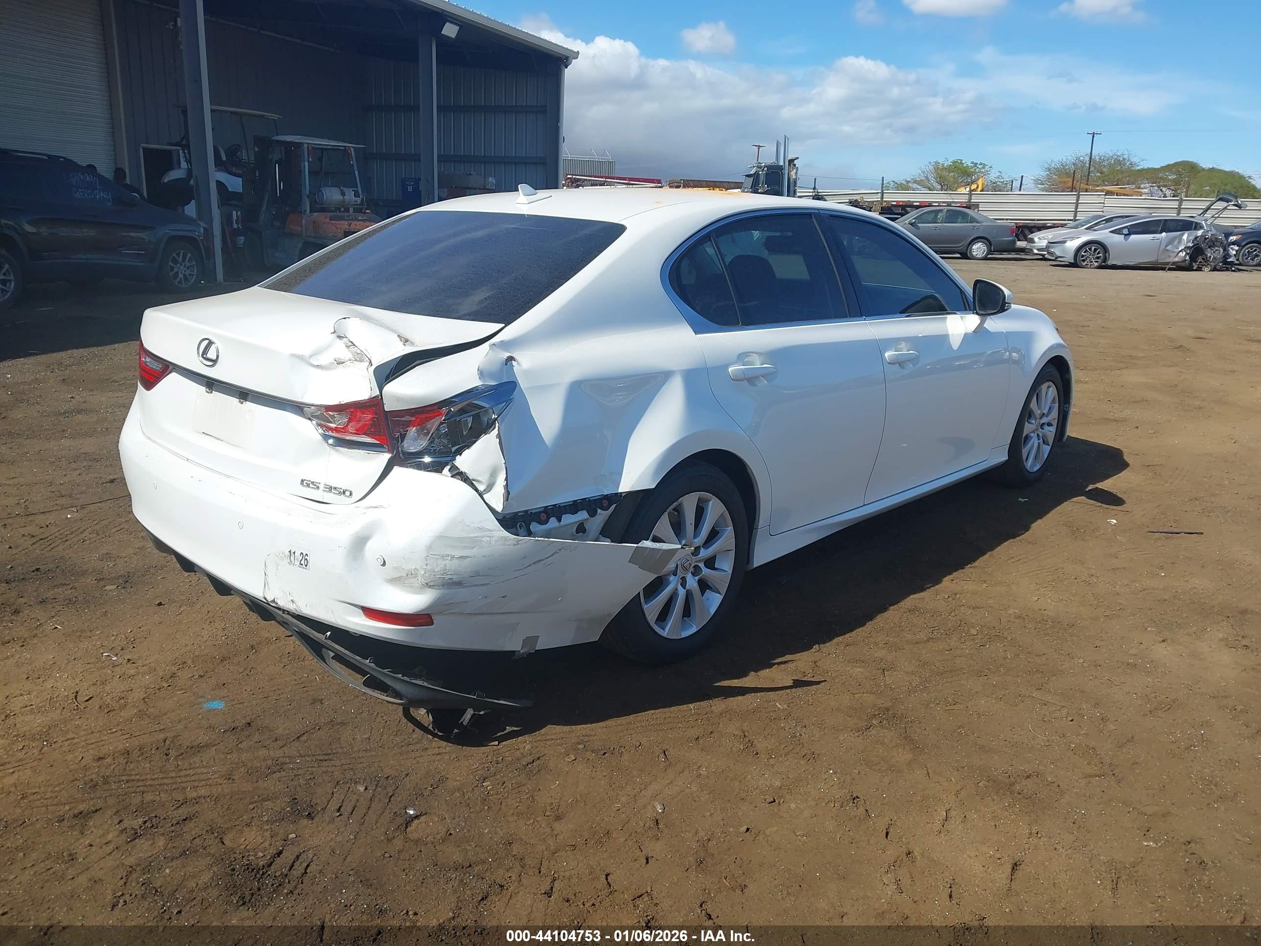 LEXUS GS image 4
